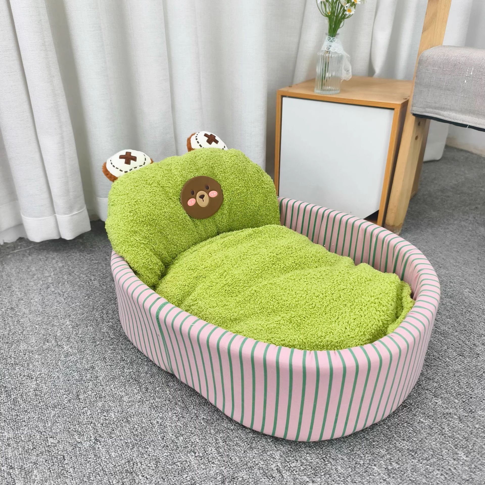 Kleine Hundezwinger und Katzenzwinger