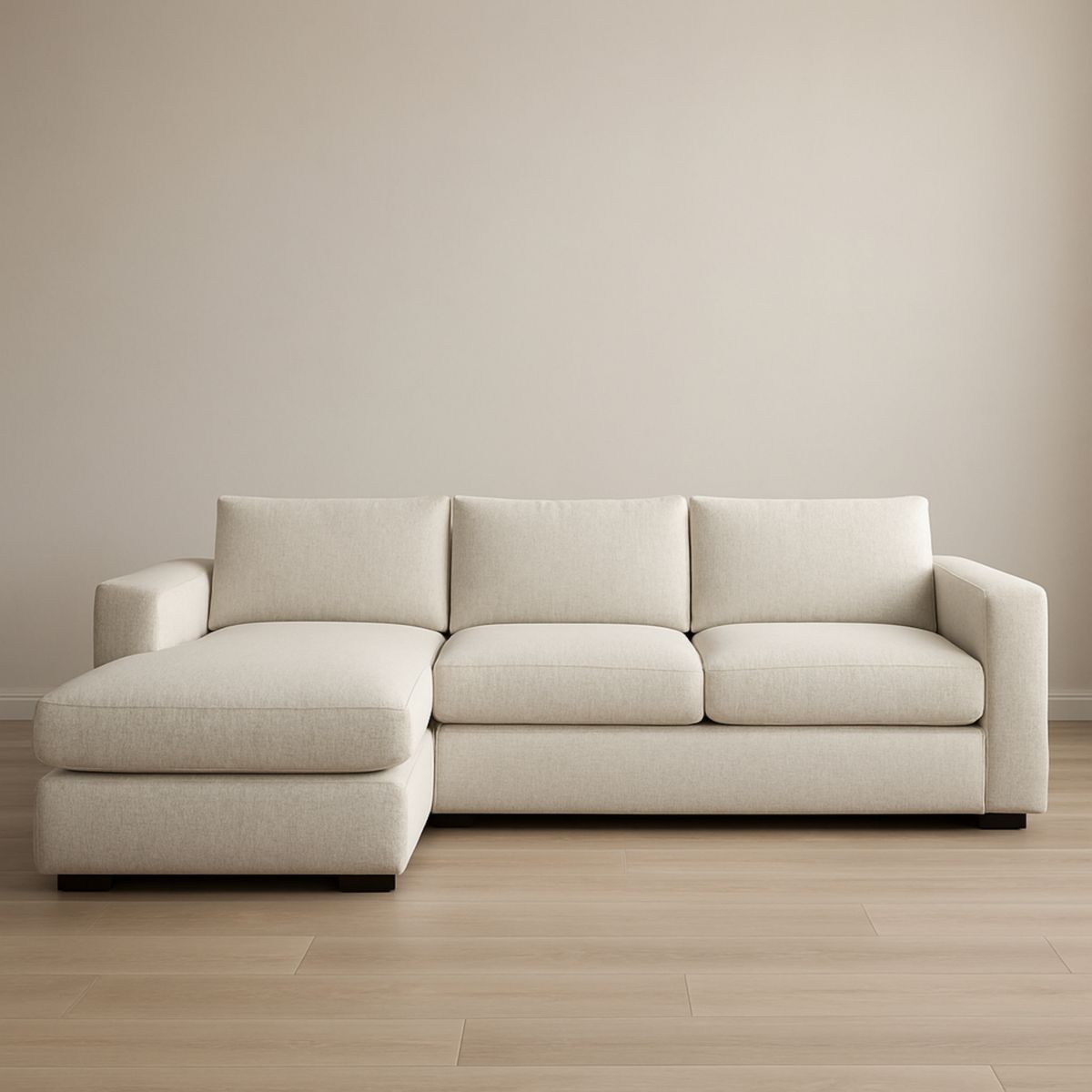 Canapé d'angle en tissu beige trois places avec méridienne