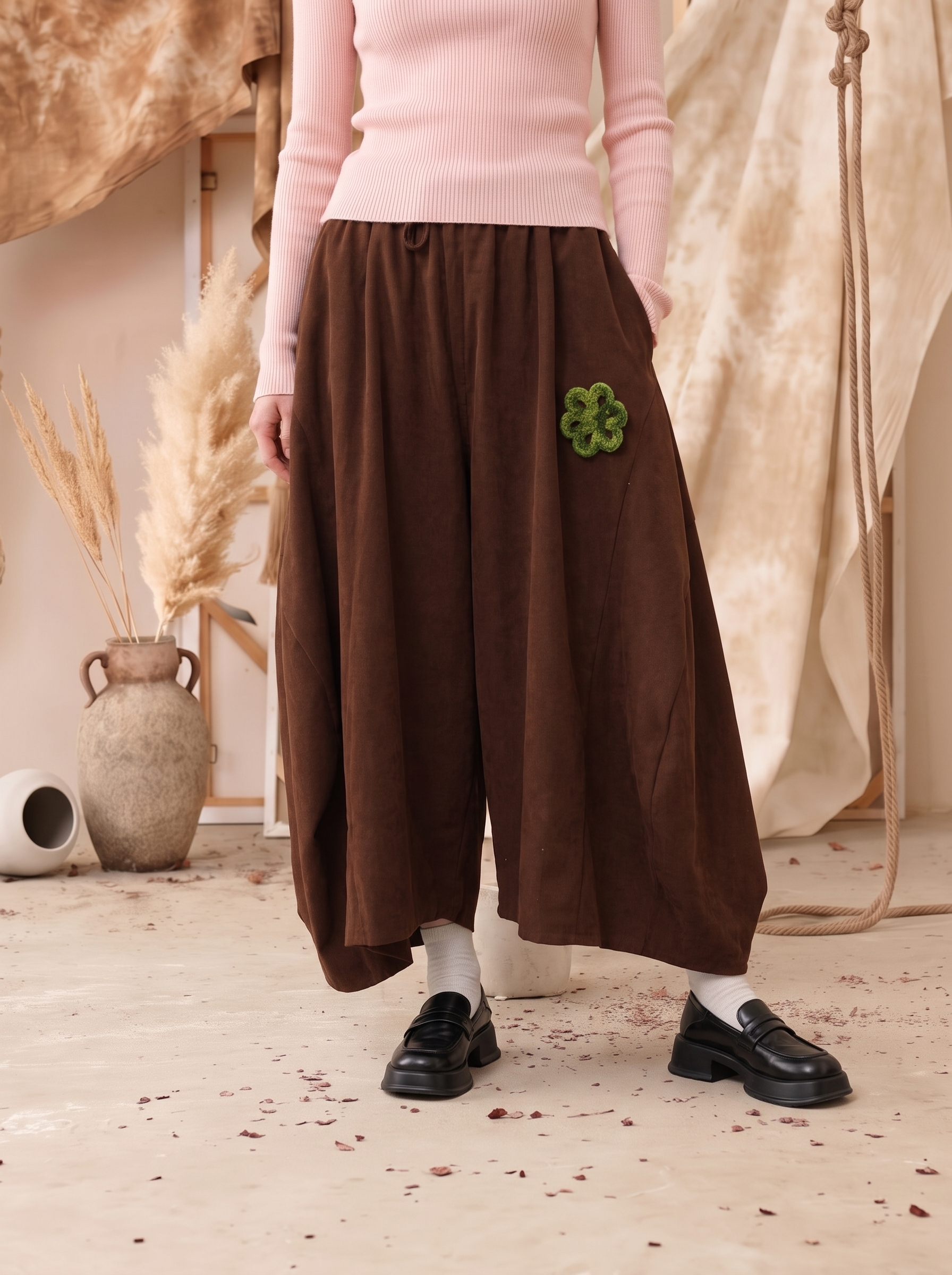 Oversized Pocket Loose-Fit Mid-Length Shorts-LYONSENS