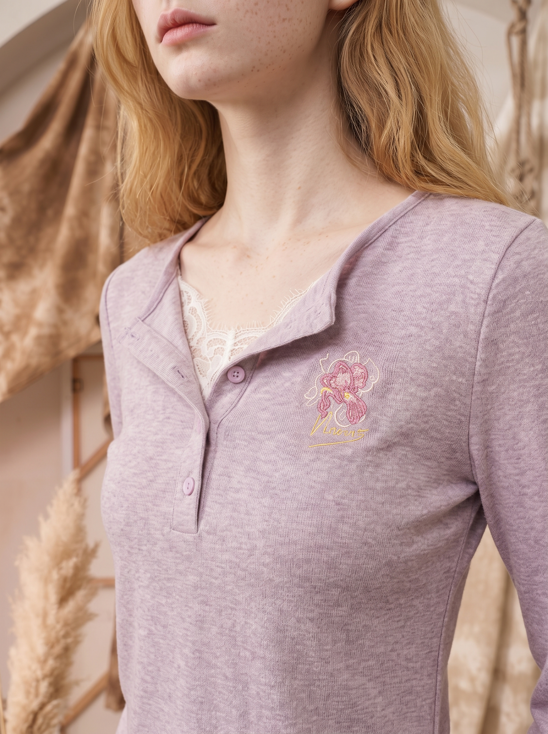 Vintage Turn-Down Collar Cropped Long Sleeve T-Shirt-LYONSENS