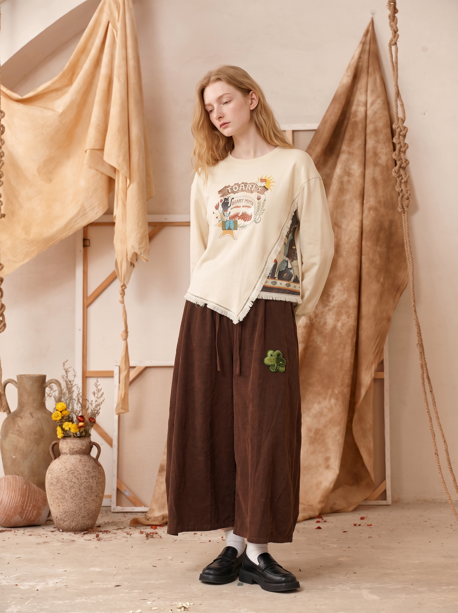 Cutout Printed Patchwork Cropped Sweatshirt-LYONSENS