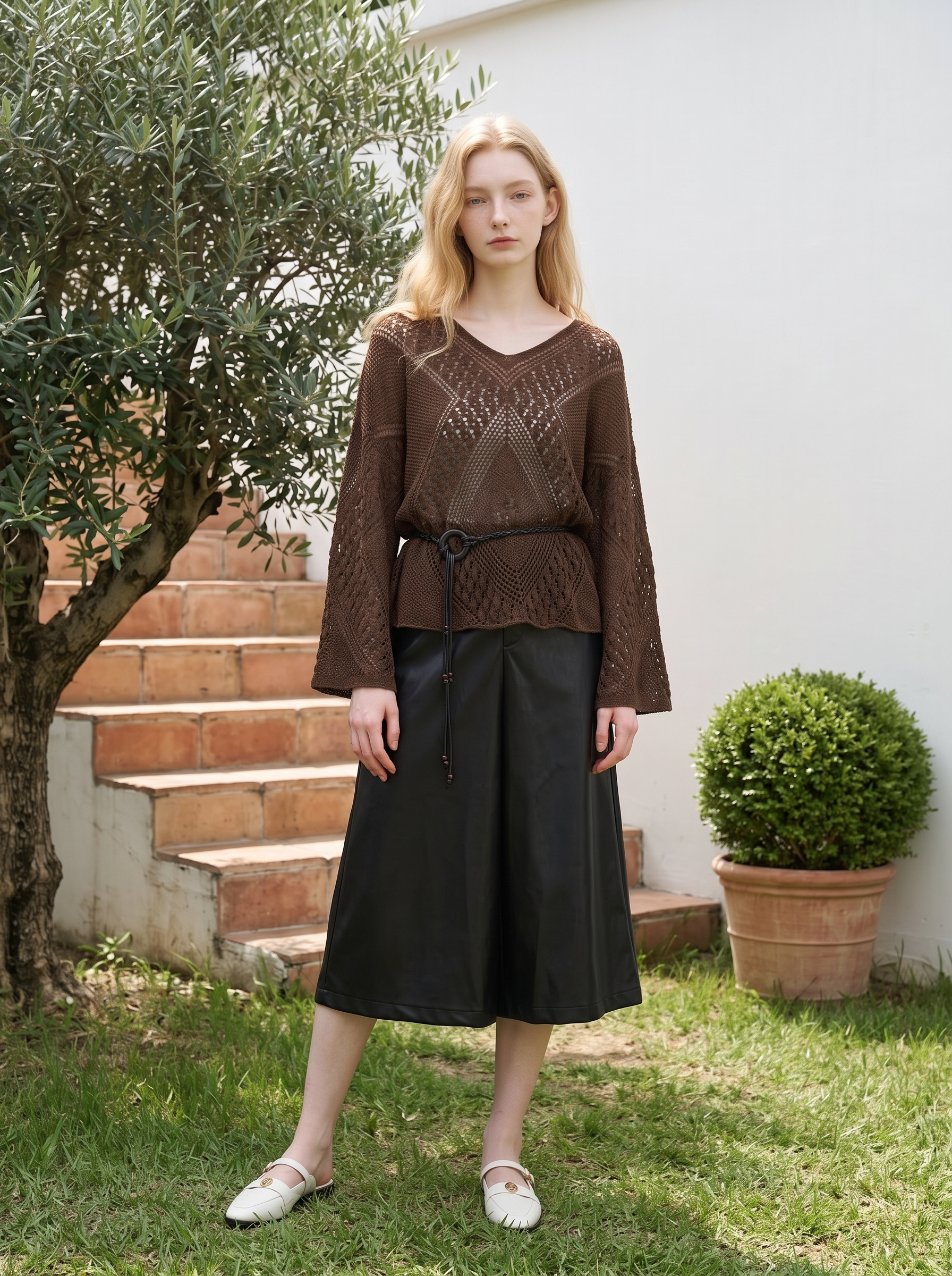 Vintage-style openwork long-sleeve knit sweater-LYONSENS