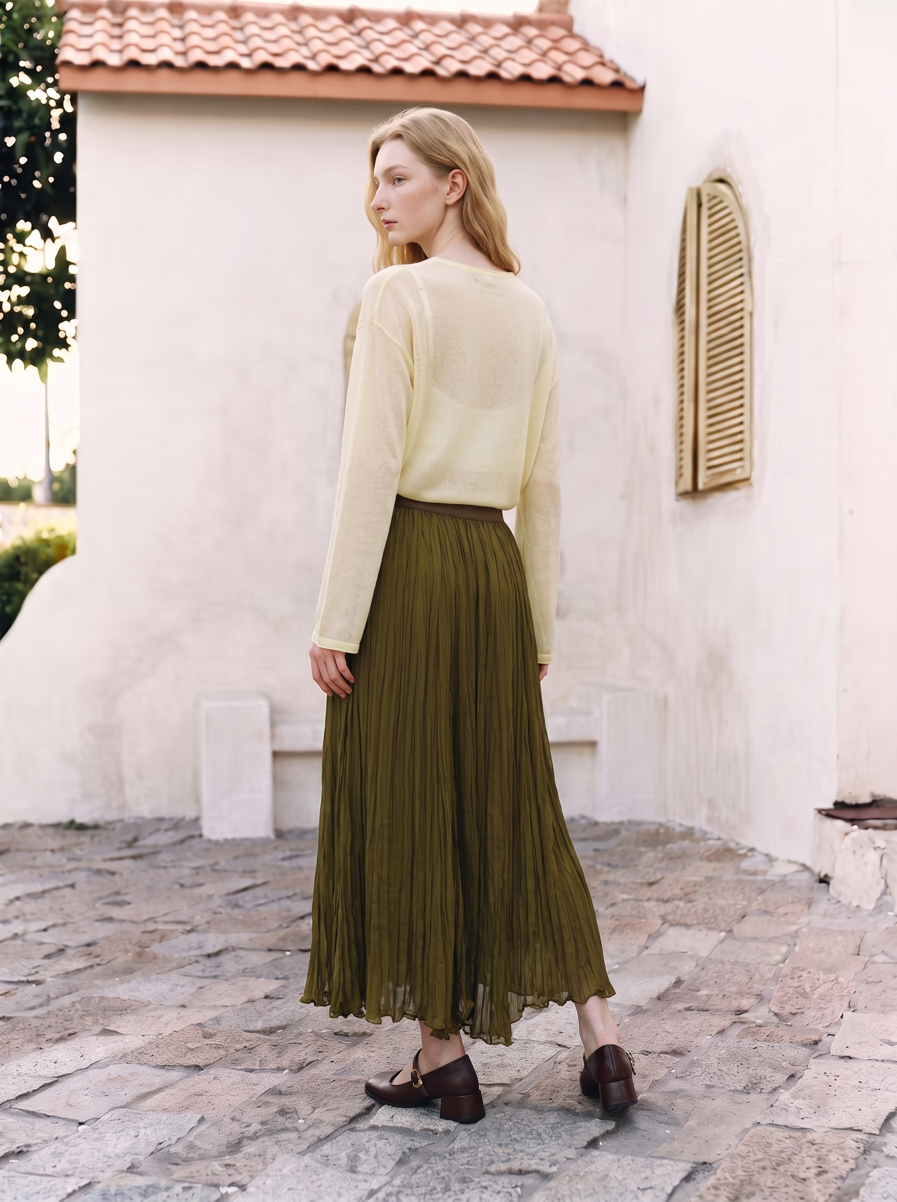 Vintage-style midi skirt with a fluid drape-LYONSENS