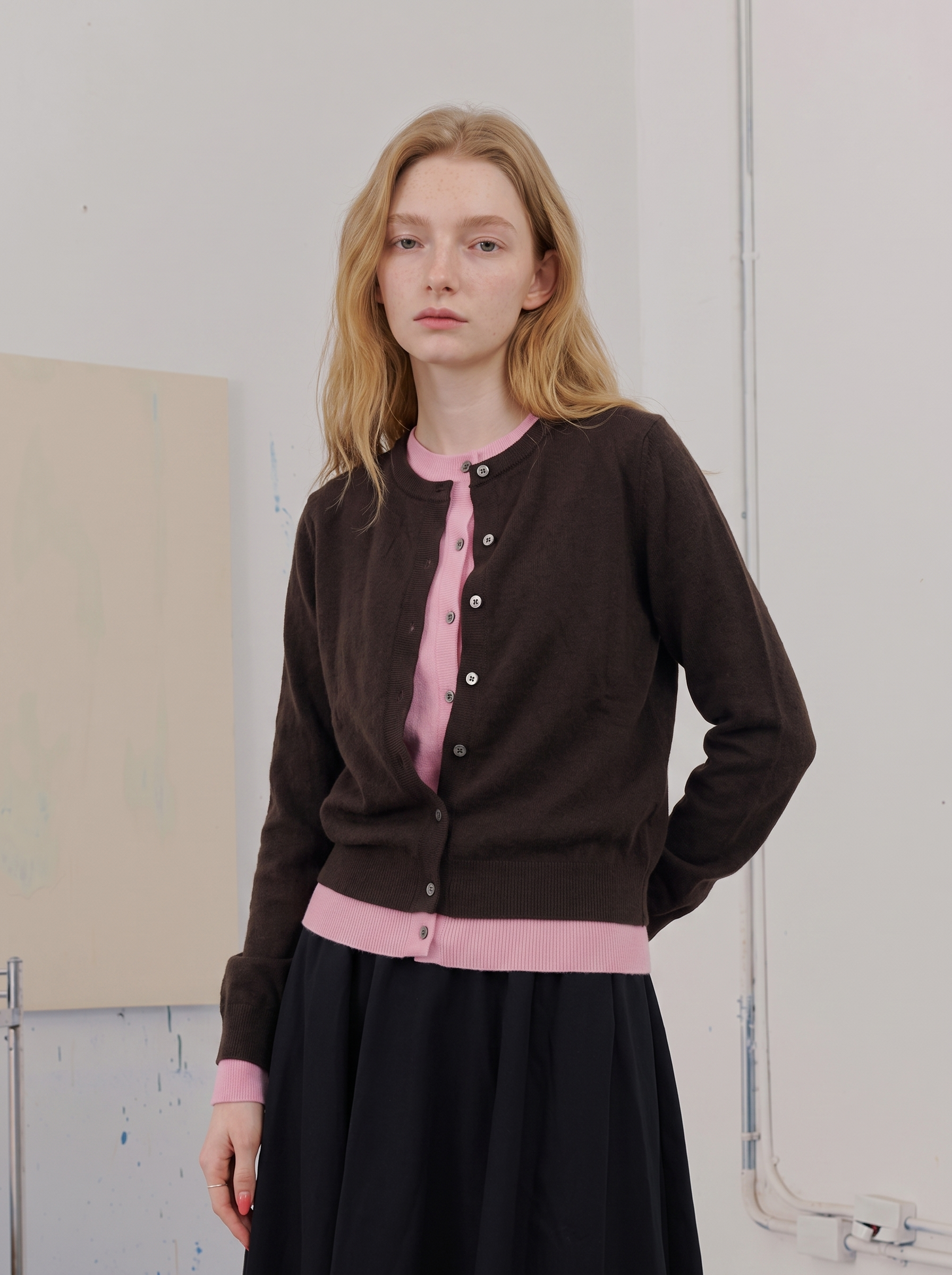 Minimalist cropped long-sleeve knit sweater-LYONSENS
