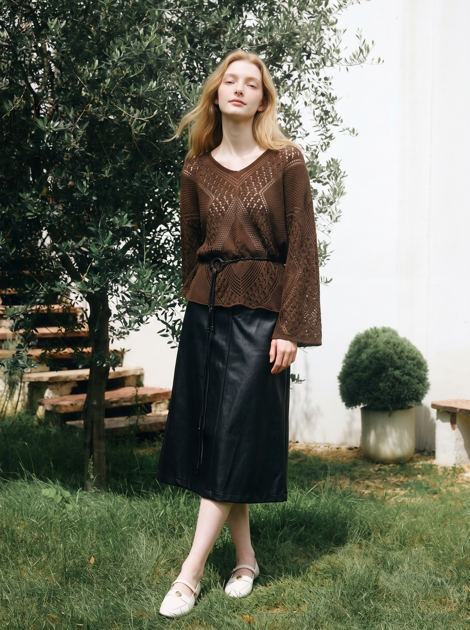 Vintage-style openwork long-sleeve knit sweater-LYONSENS