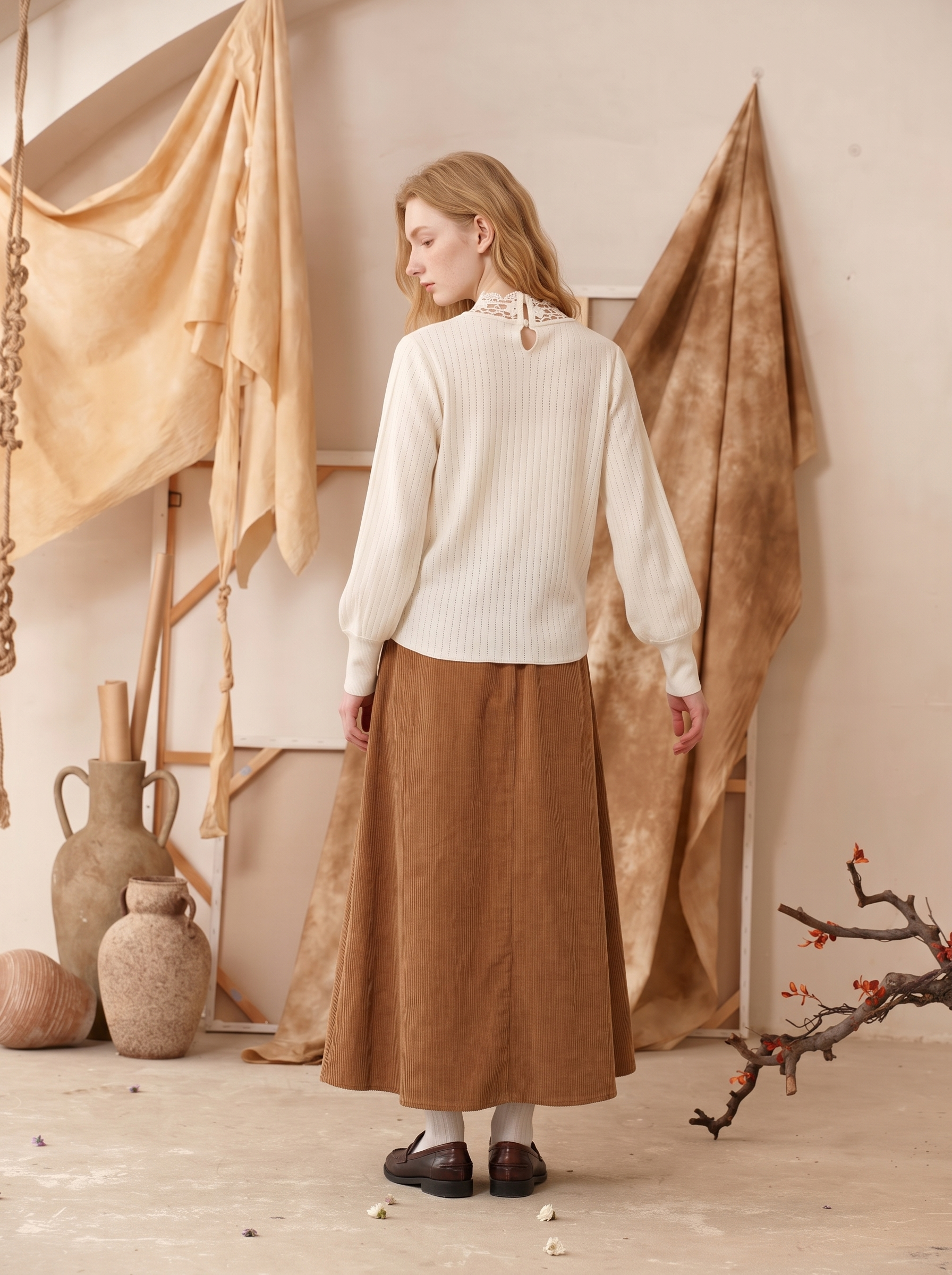 Textured Jacquard Minimal Cropped Wool Knit Top-LYONSENS