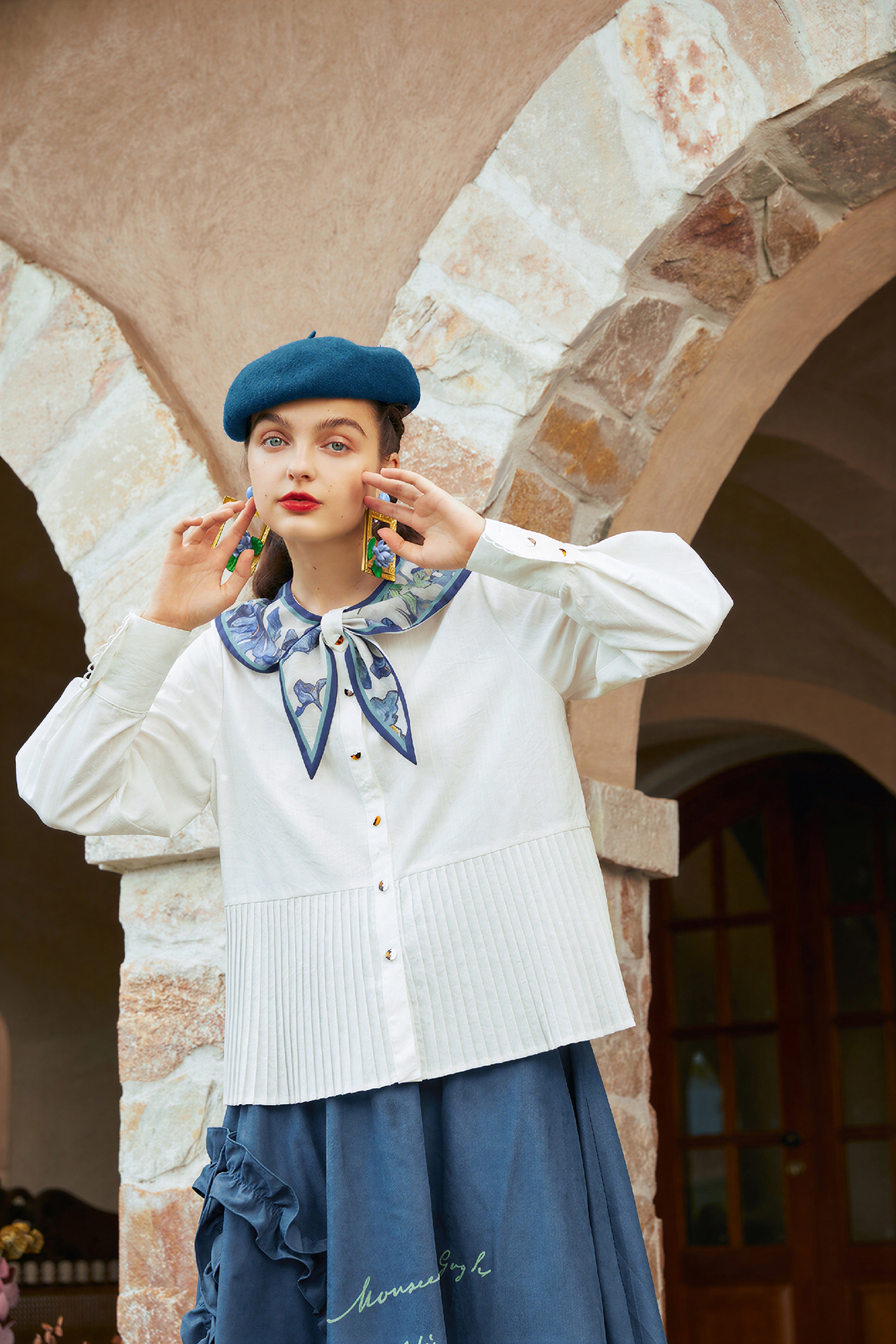 Van Gogh�CInspired White French Sailor Collar Shirt