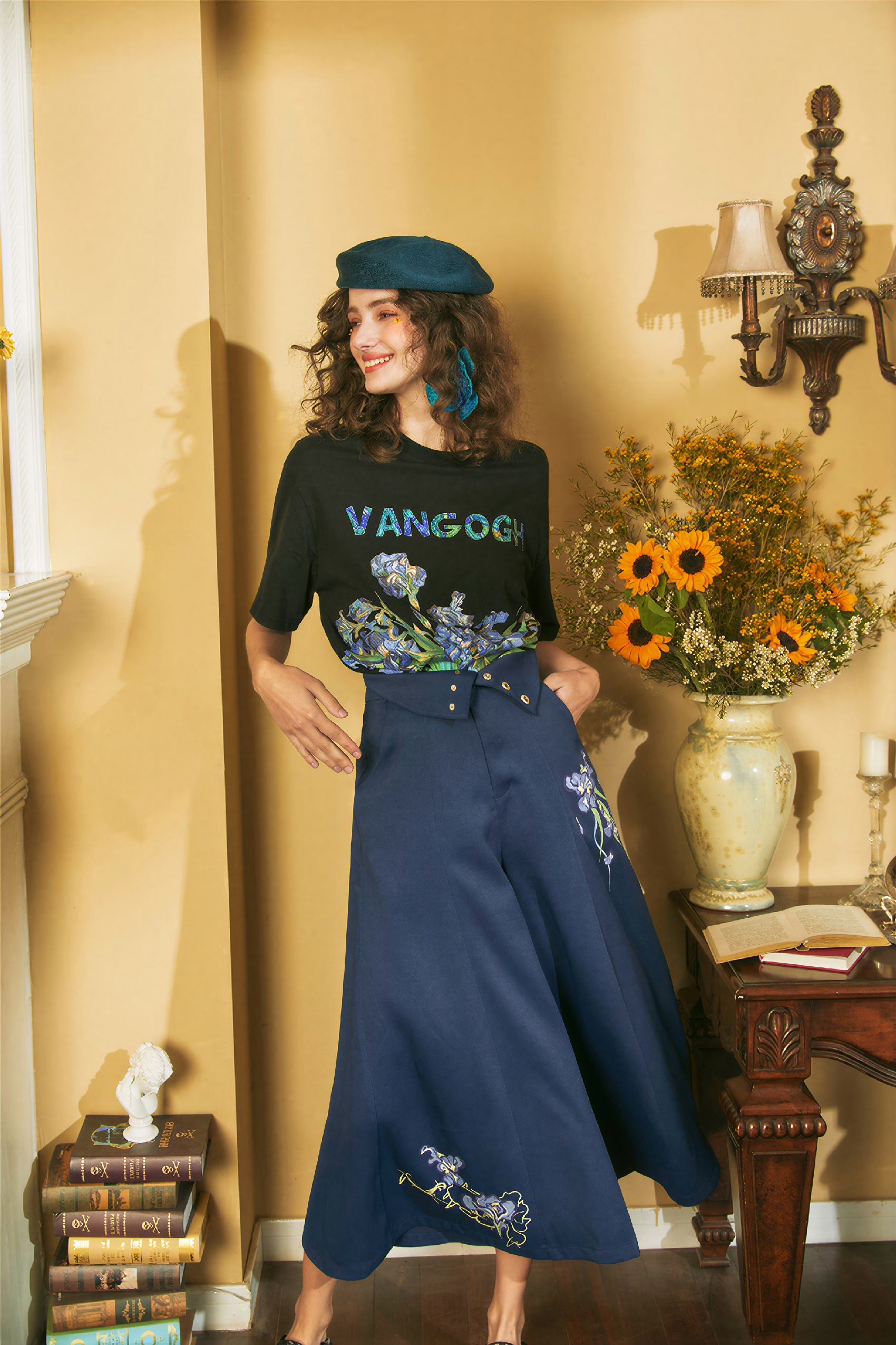 Van Gogh-Inspired Applique Print Cotton T-Shirt | LYONSENS Women's Fashion