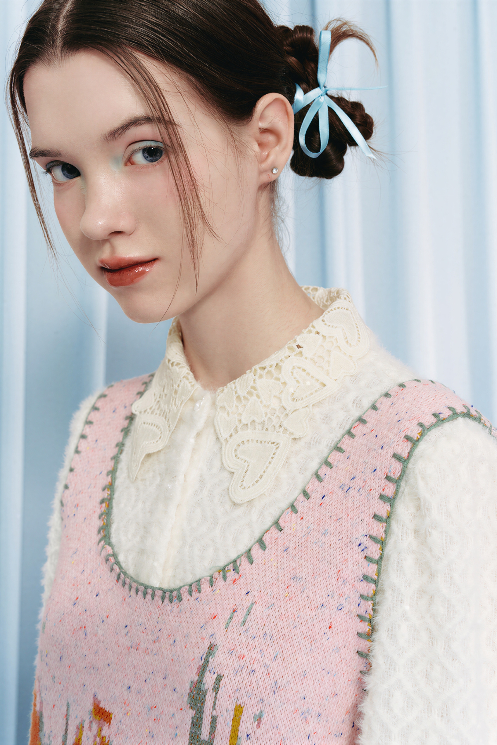 Pink sleeveless knitted sweater dress