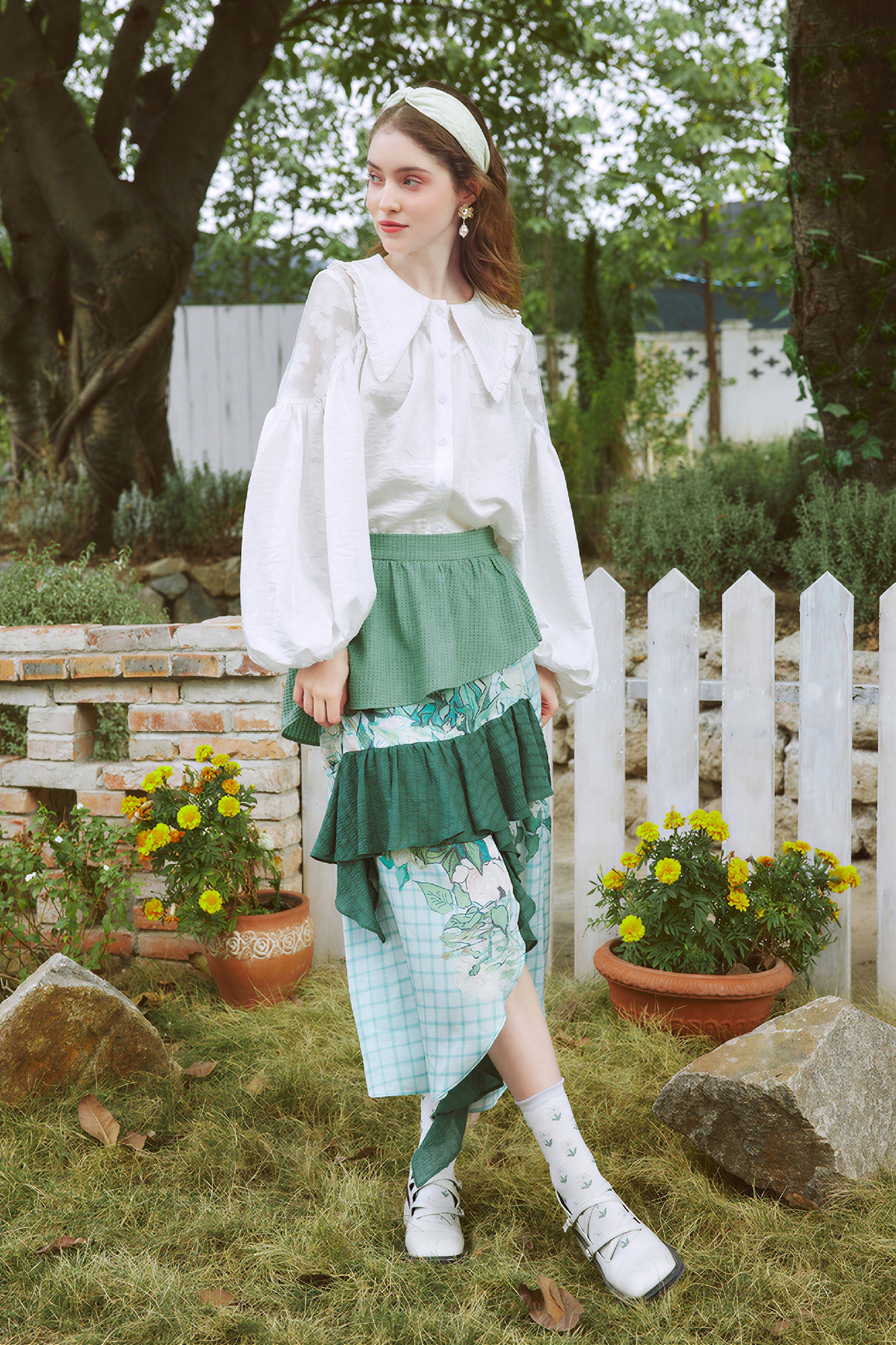 Vintage Collared Sheer Balloon-Sleeve Shirt