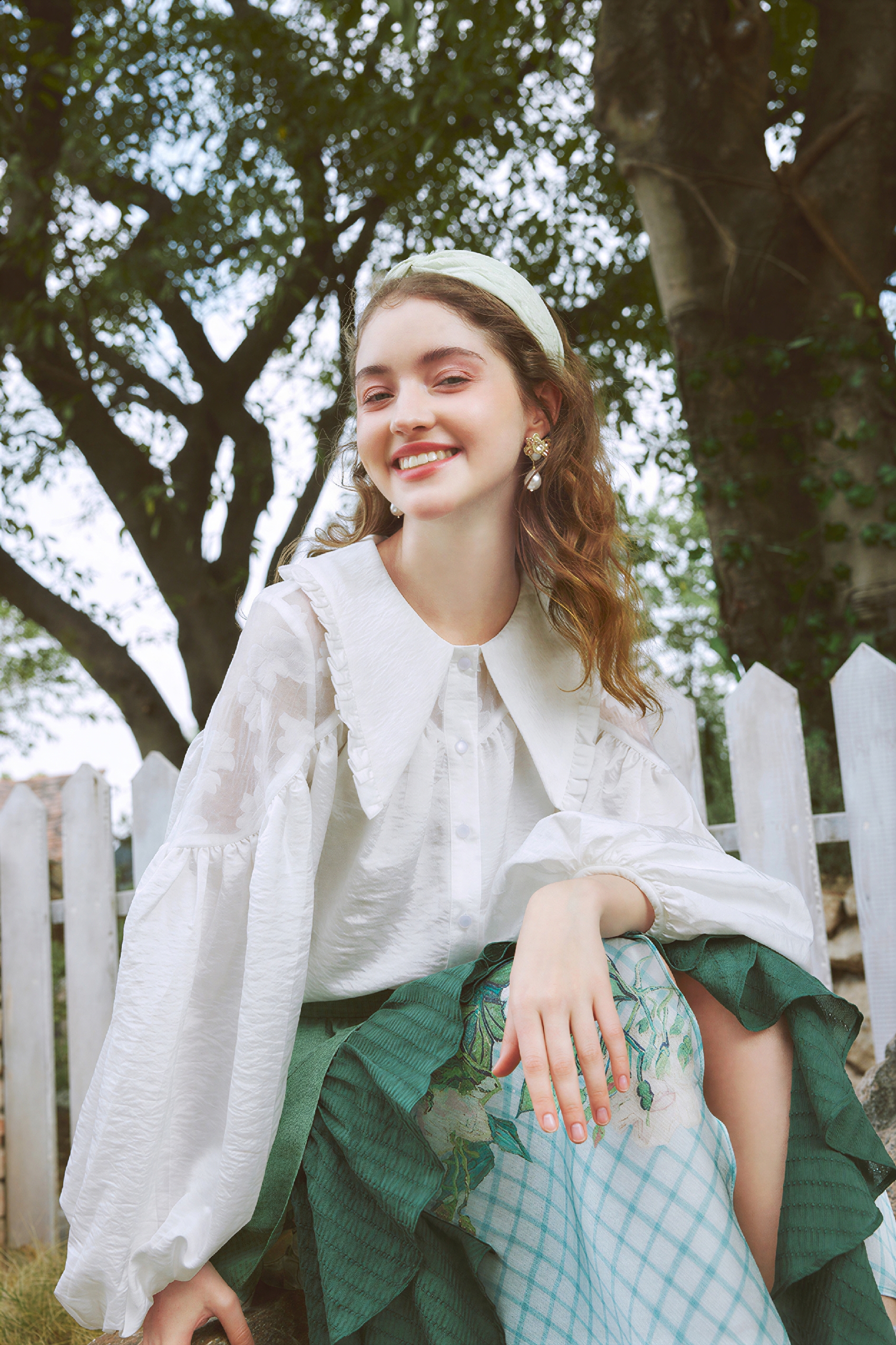 Vintage Collared Sheer Balloon-Sleeve Shirt