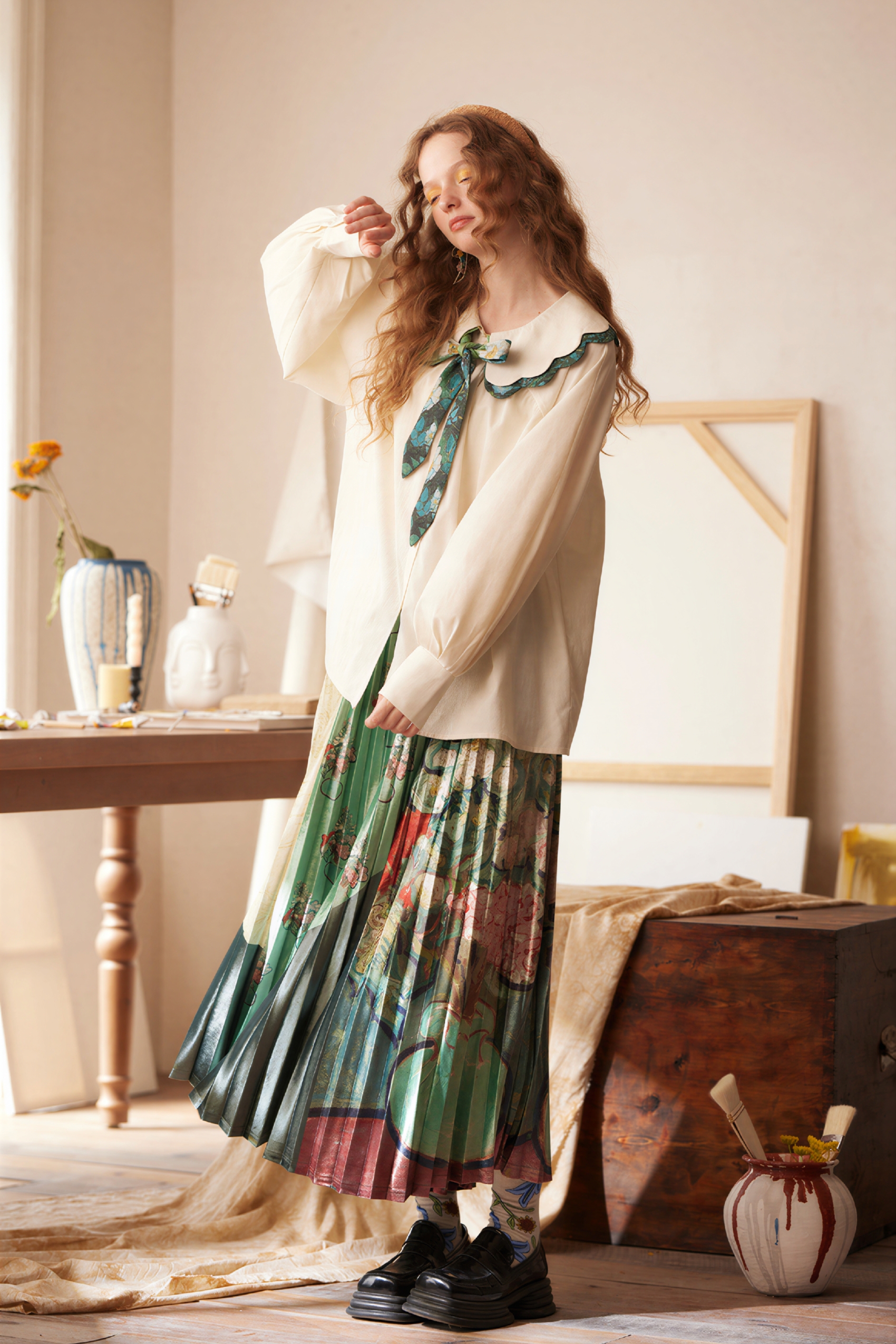 Van Gogh-Inspired Blue Peter Pan Collar Shirt