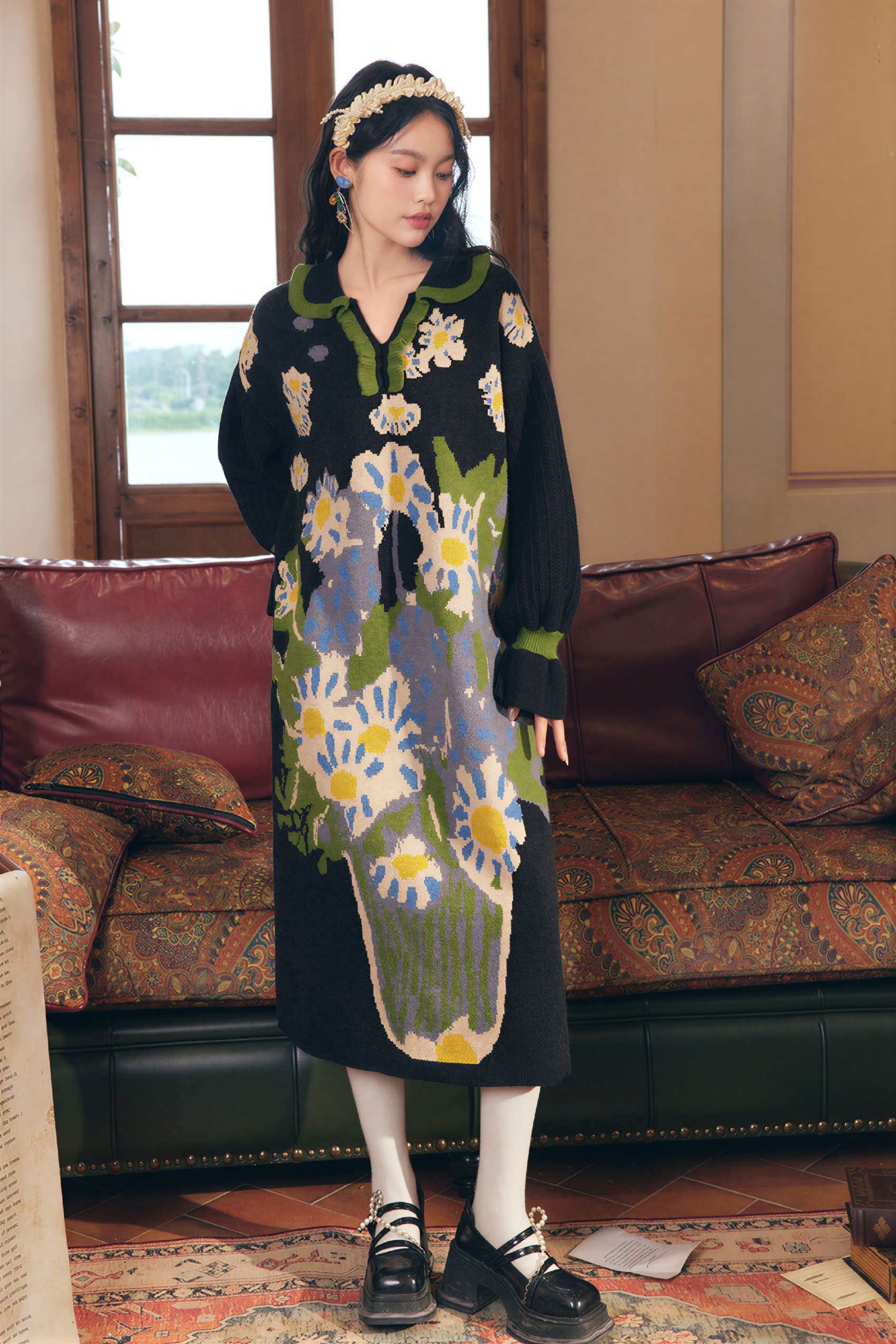 Black V-neck oil painting style knit sweater dress