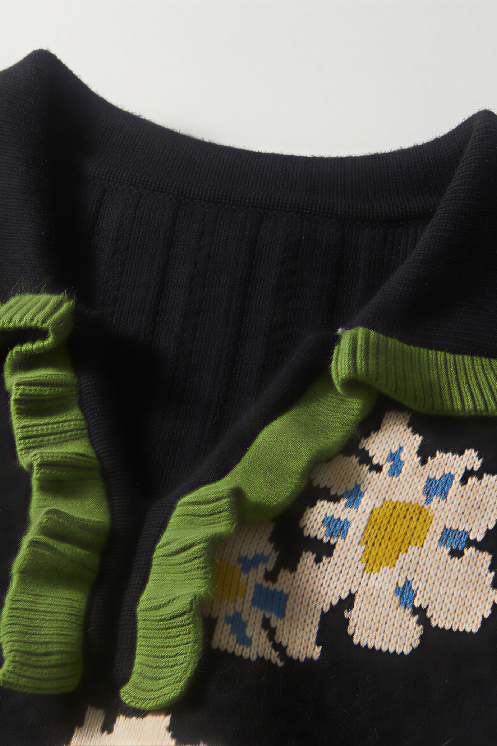 Black V-neck oil painting style knit sweater dress