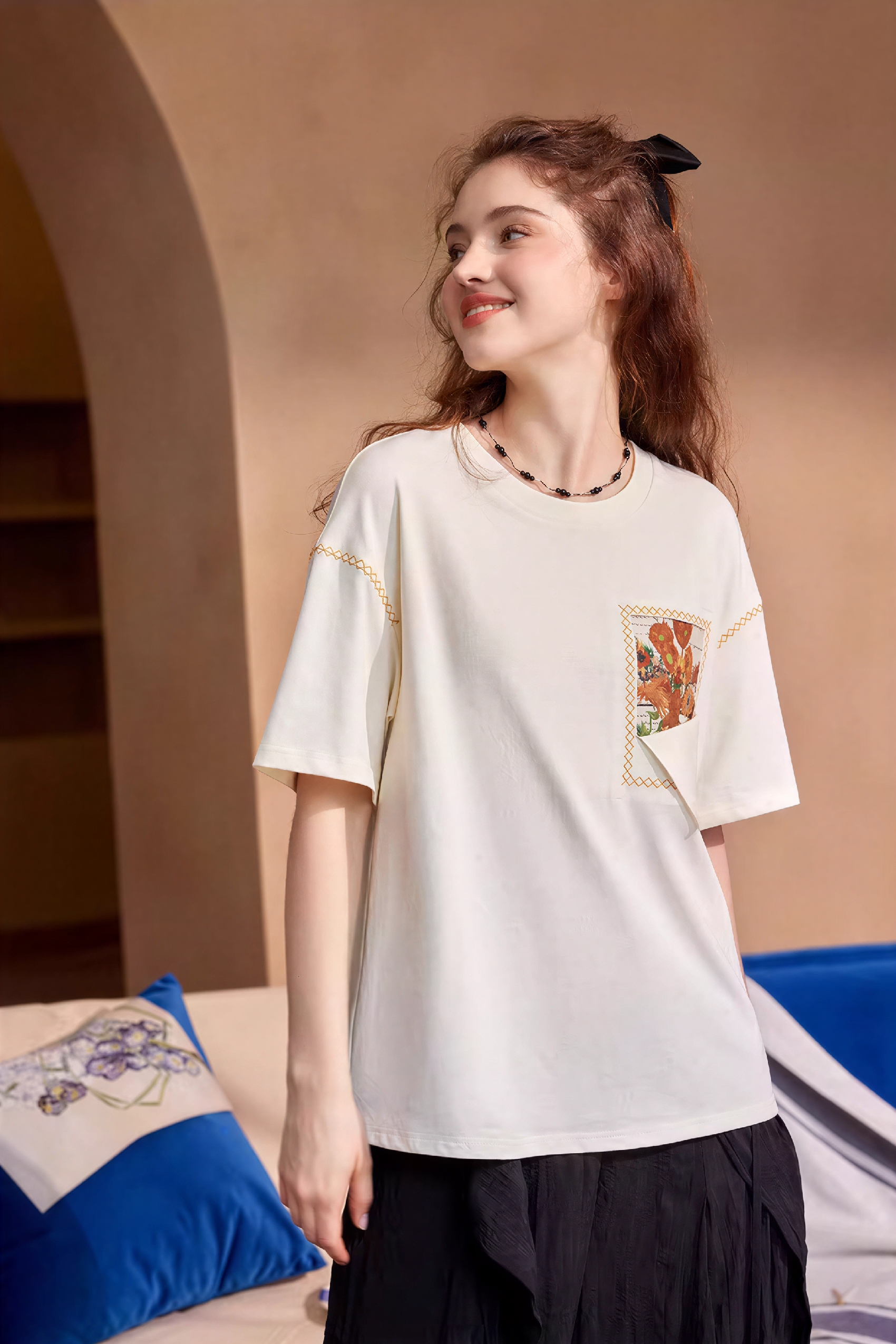 ゴッホにインスパイアされた白いコットンアートプリントTシャツ