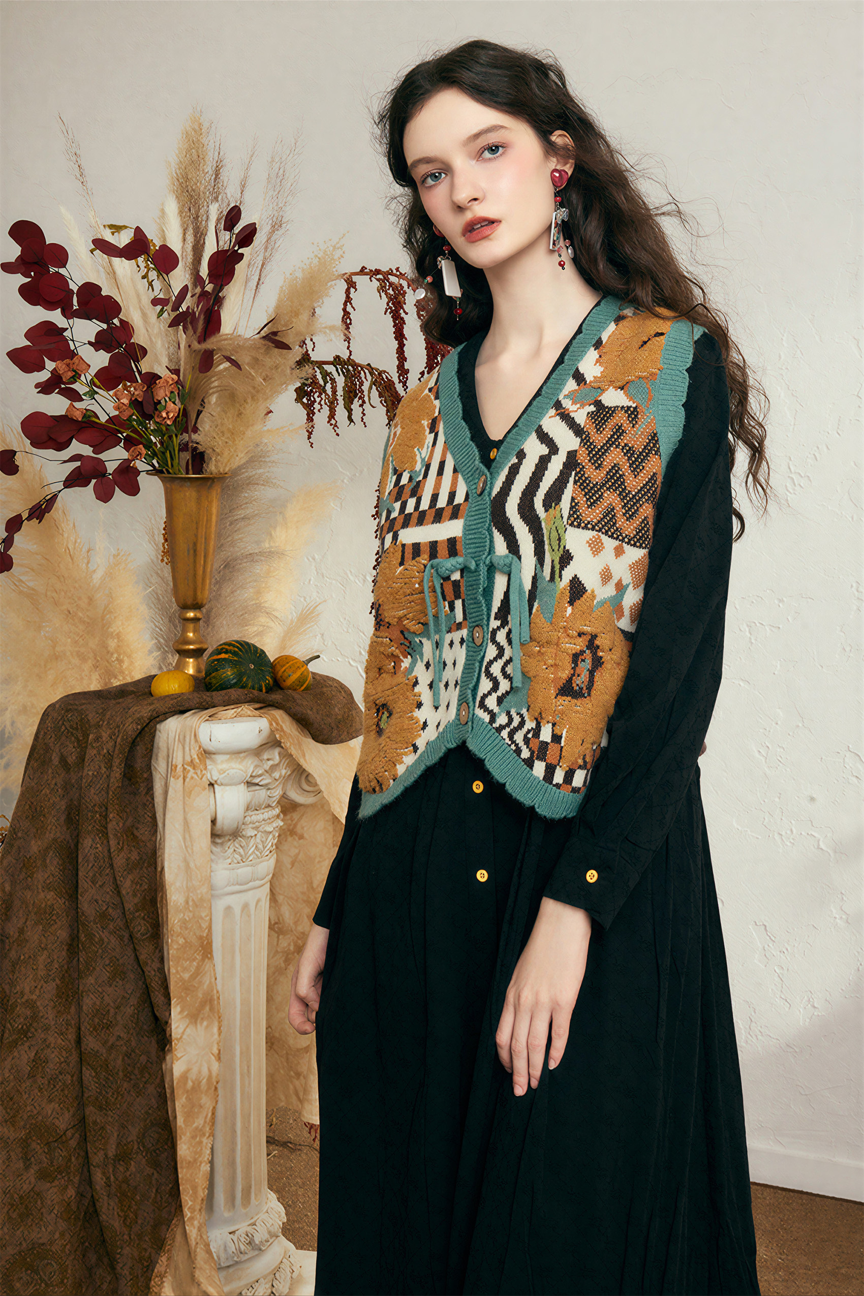 Van Gogh-Inspired V-Neck Chinese-Style Knit Vest