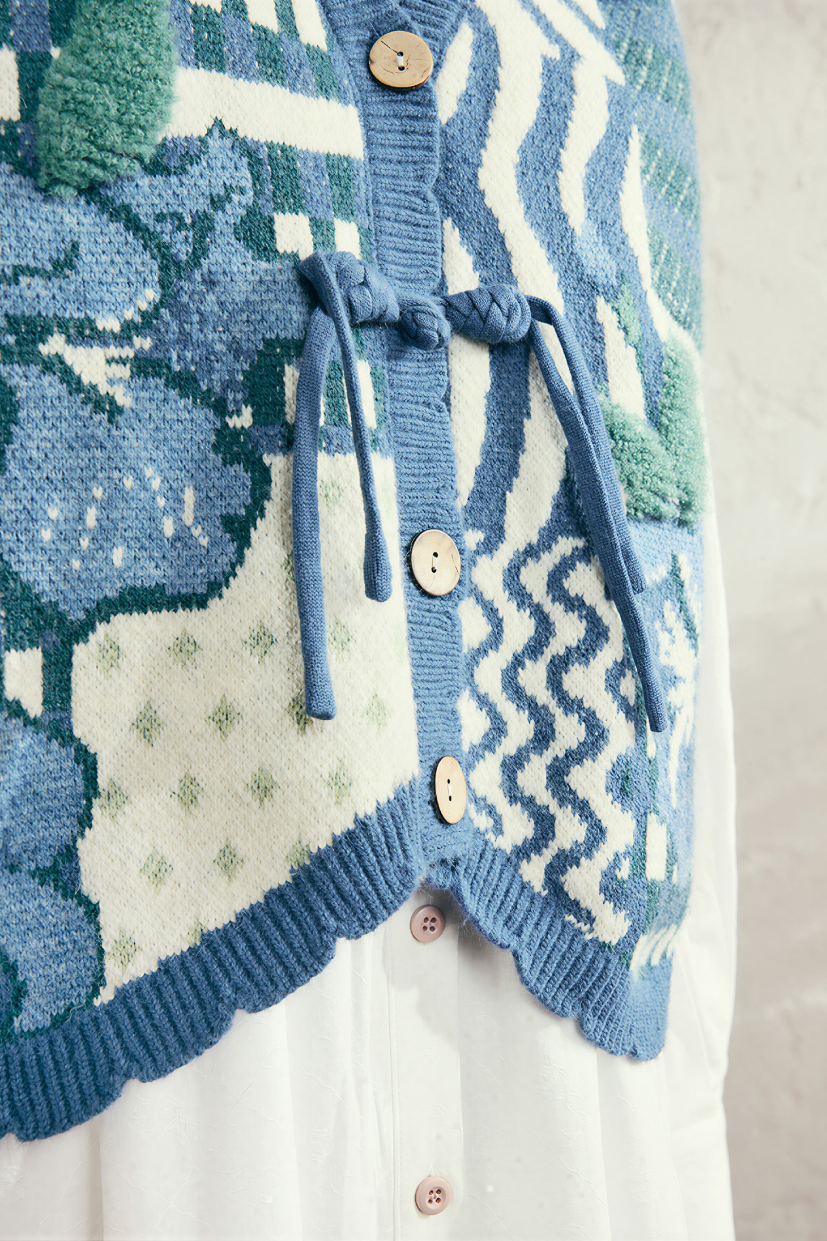 Van Gogh-Inspired V-Neck Chinese-Style Knit Vest