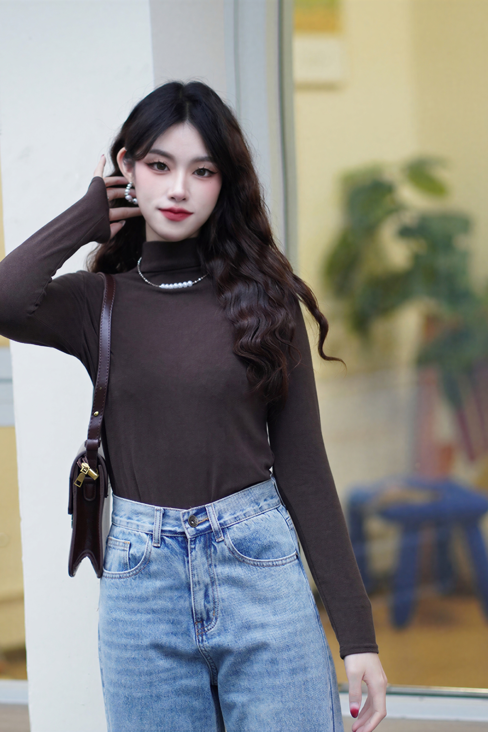 Versatile turtleneck knit base layer T-shirt