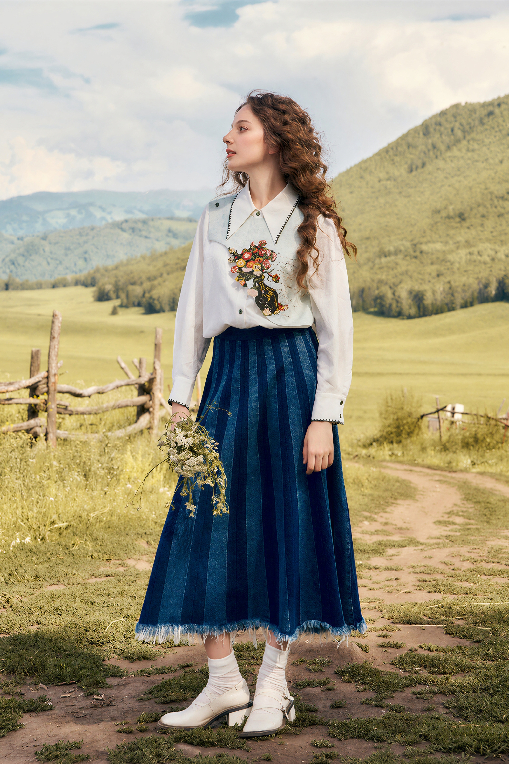 Van Gogh-Inspired Long-Sleeve Collar Shirt
