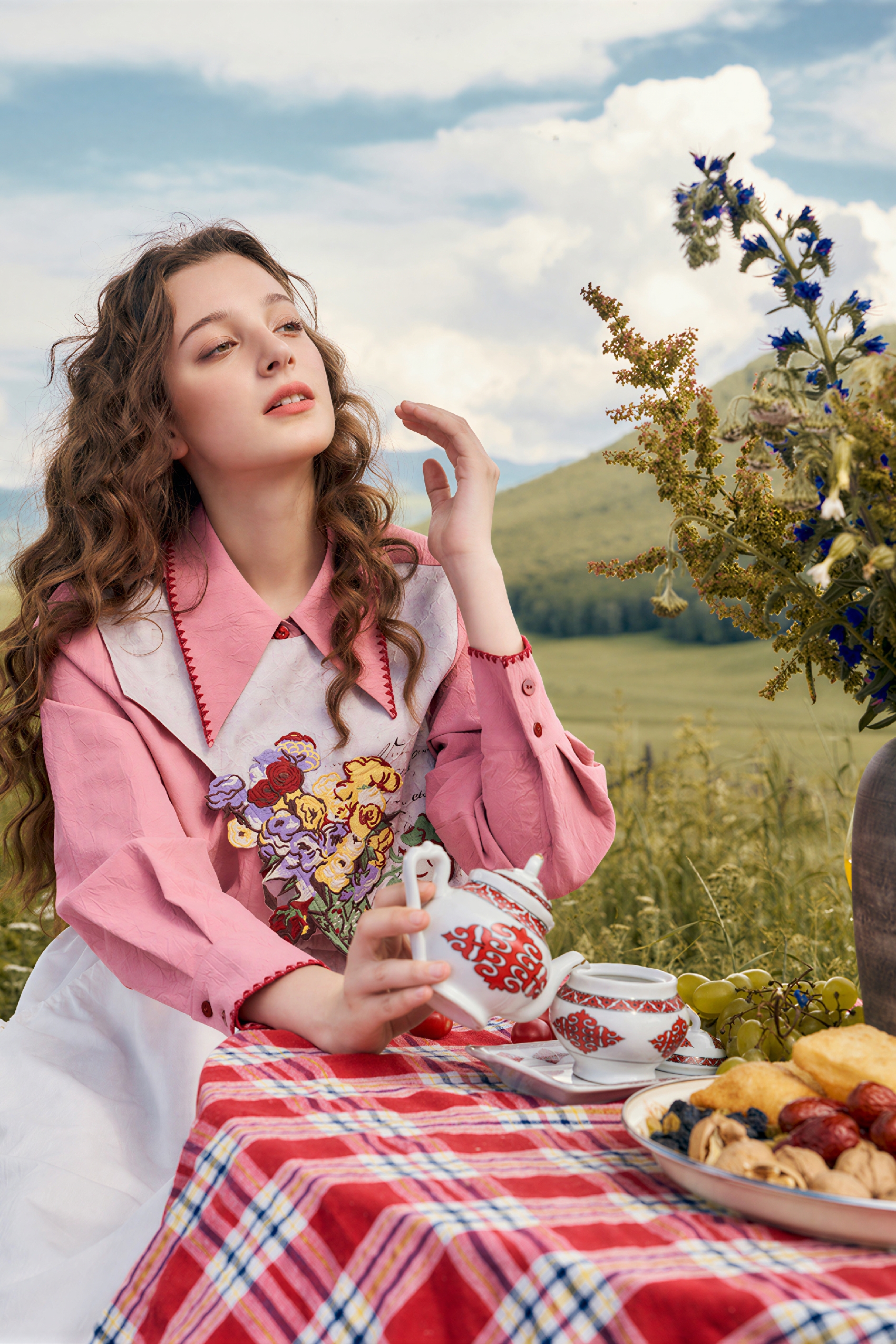 Van Gogh-Inspired Long-Sleeve Collar Shirt