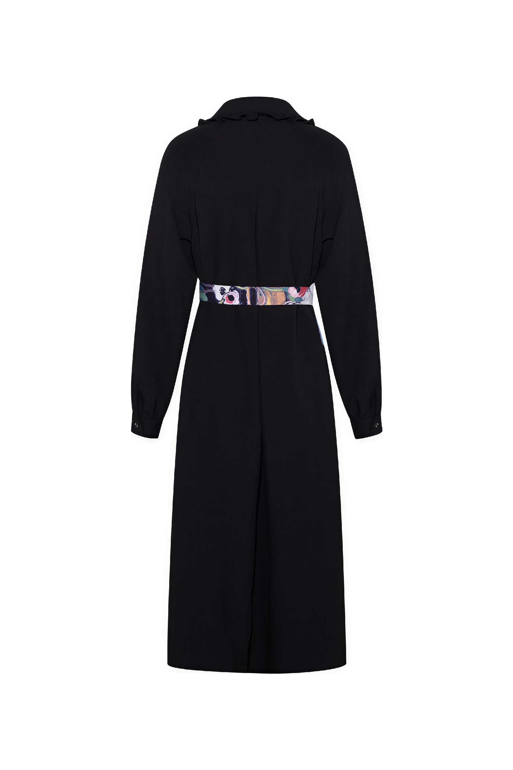 Black loose-fitting long-sleeved dress