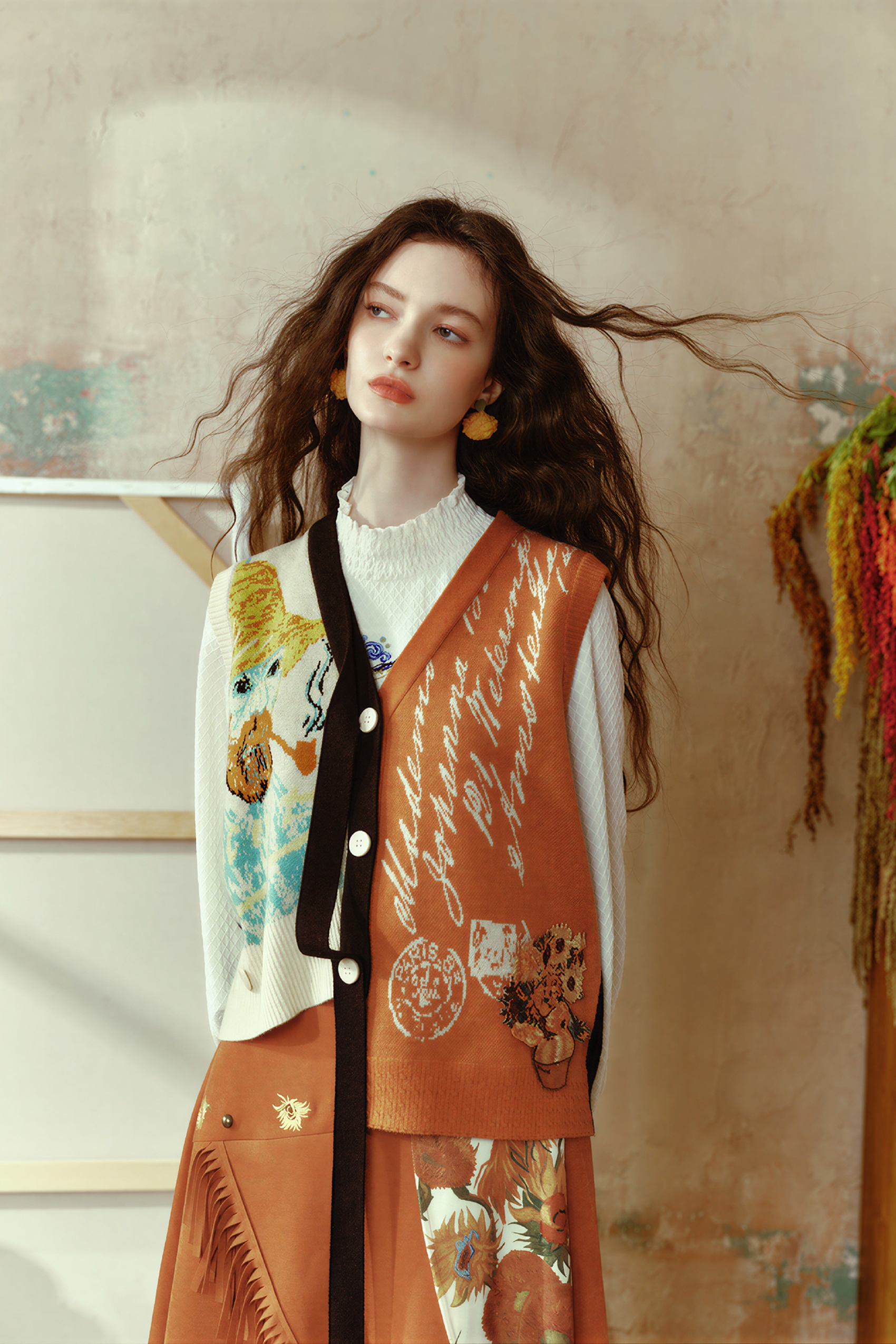 Van Gogh-Inspired V-Neck Chinese-Style Knit Vest