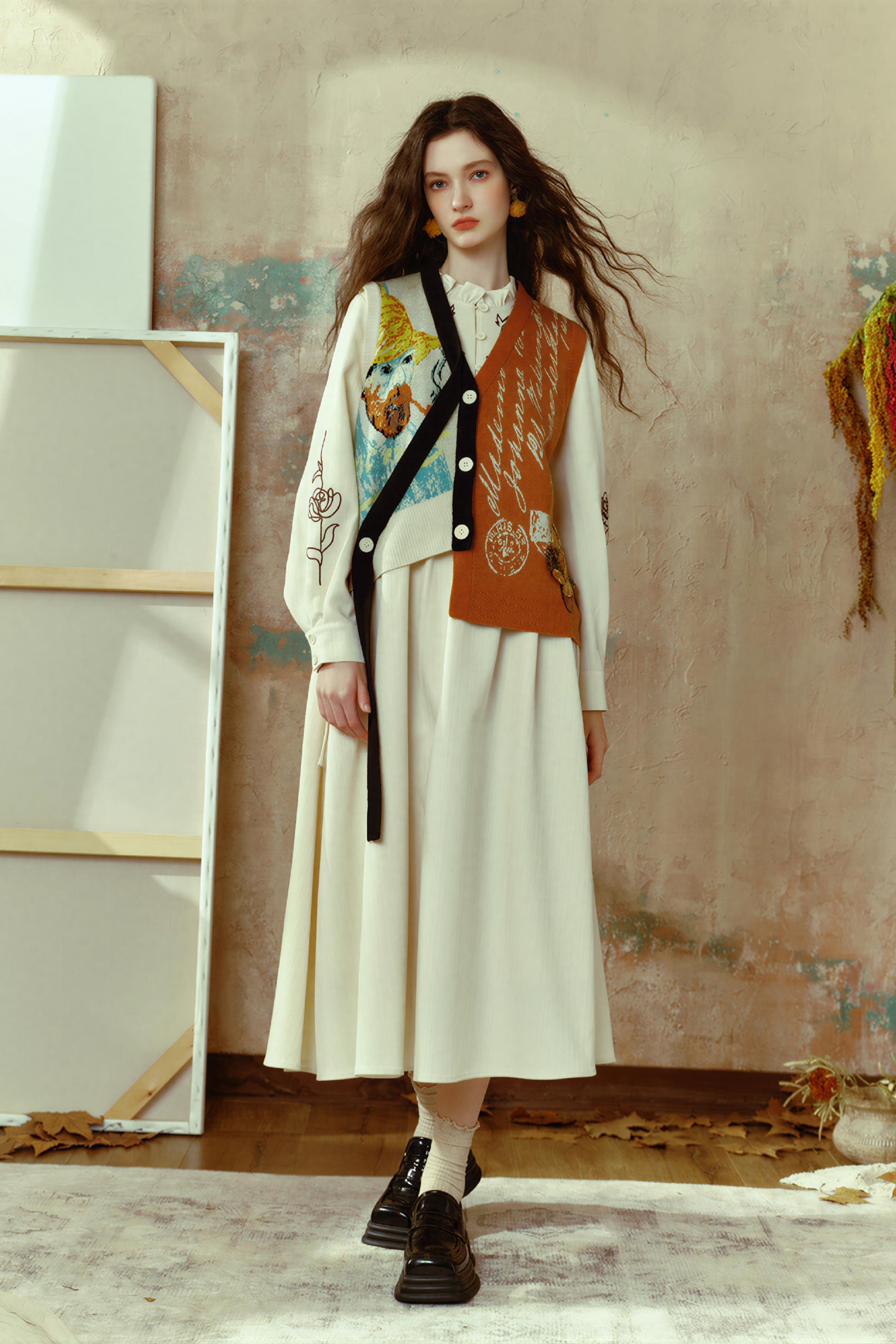 Van Gogh-Inspired V-Neck Chinese-Style Knit Vest