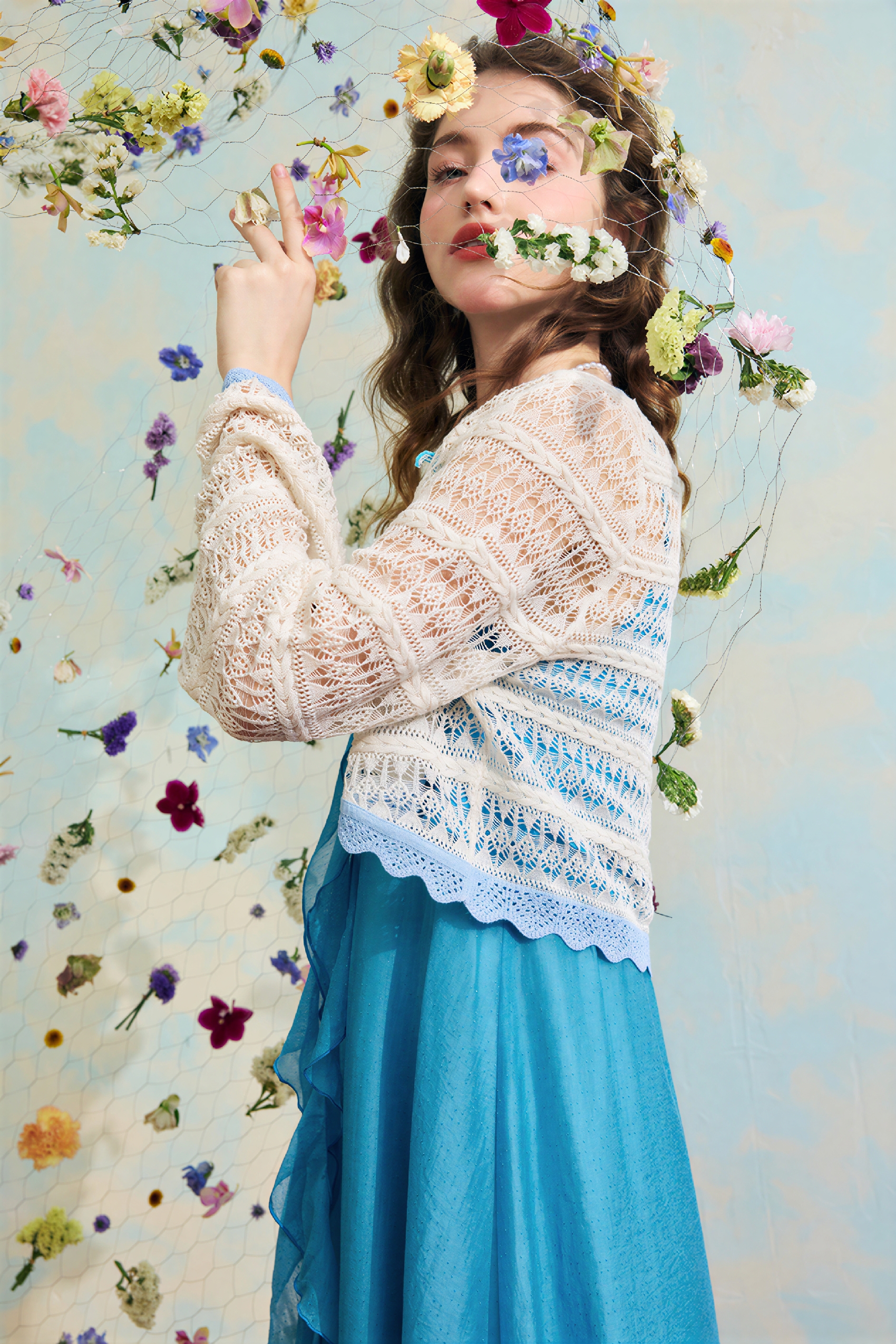 Van Gogh-Inspired Open-Knit Cropped Cardigan