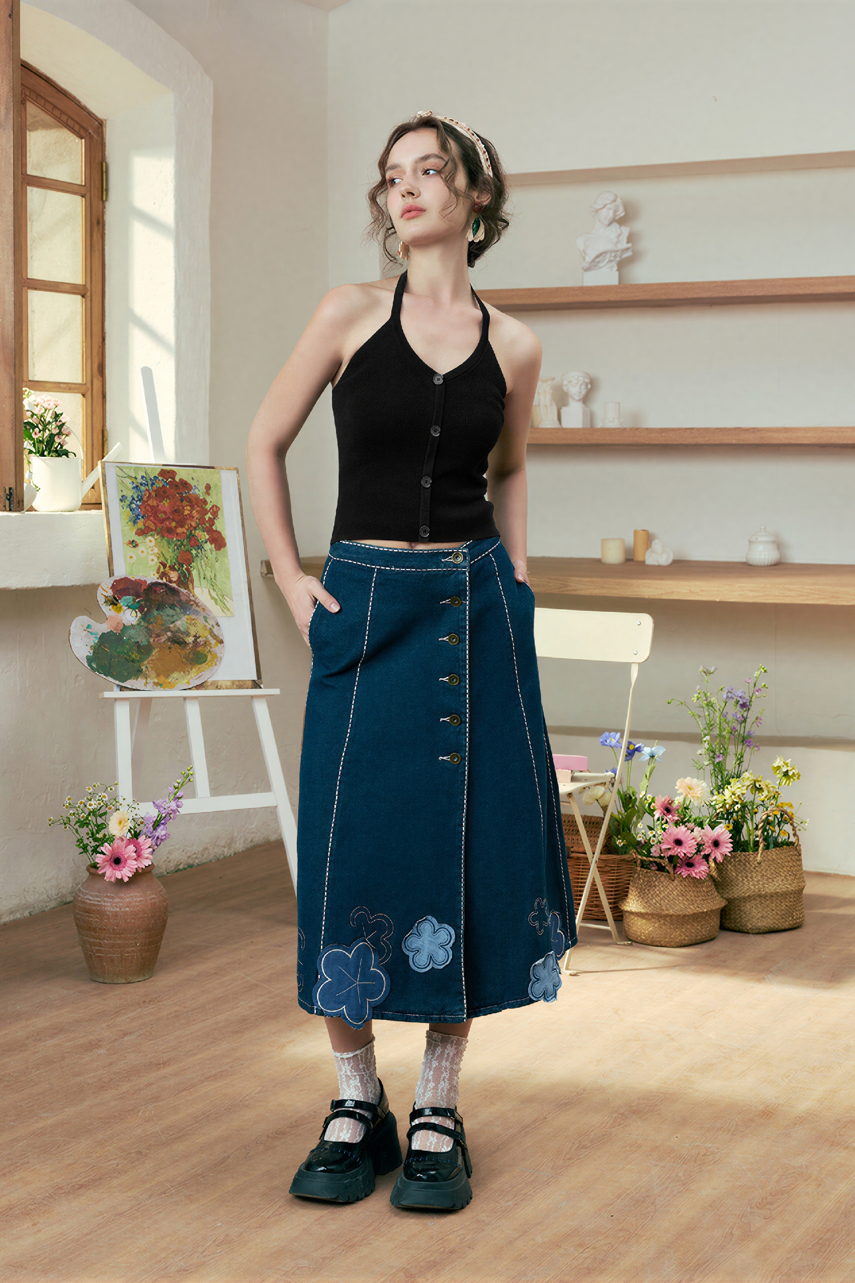 Black Halter Neck Cropped Cami