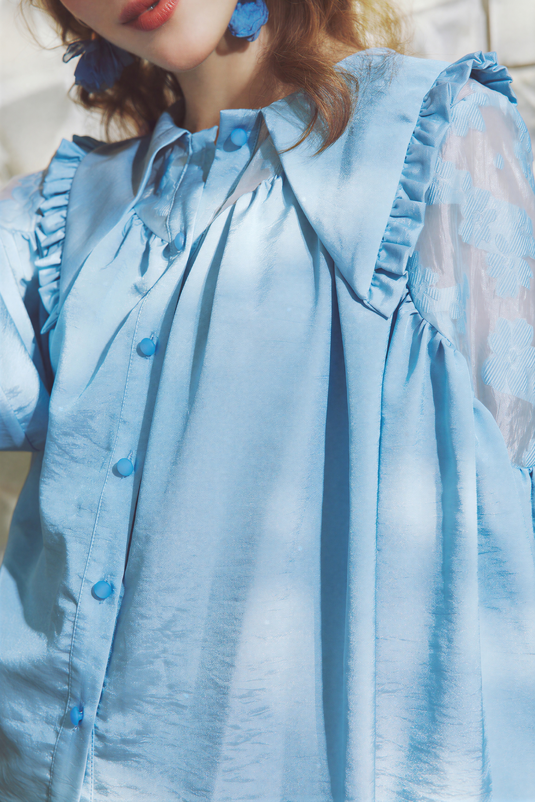 French-style lantern sleeve shirt