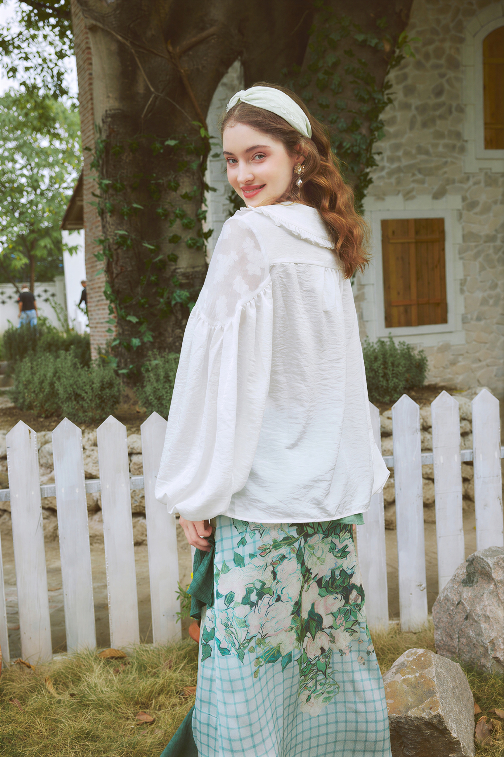 French-style lantern sleeve shirt