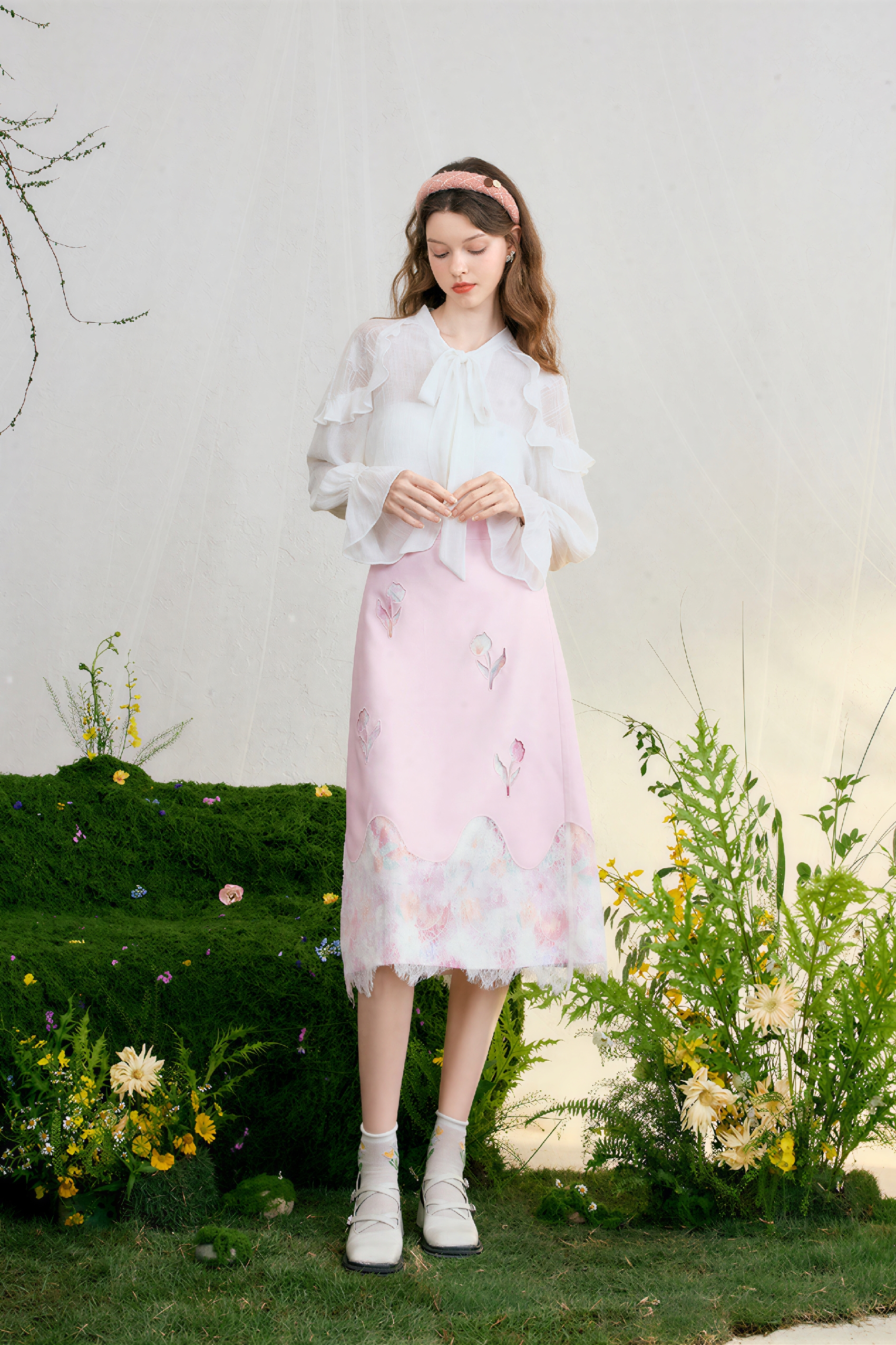 Tulip Motif Lace Patchwork Skirt