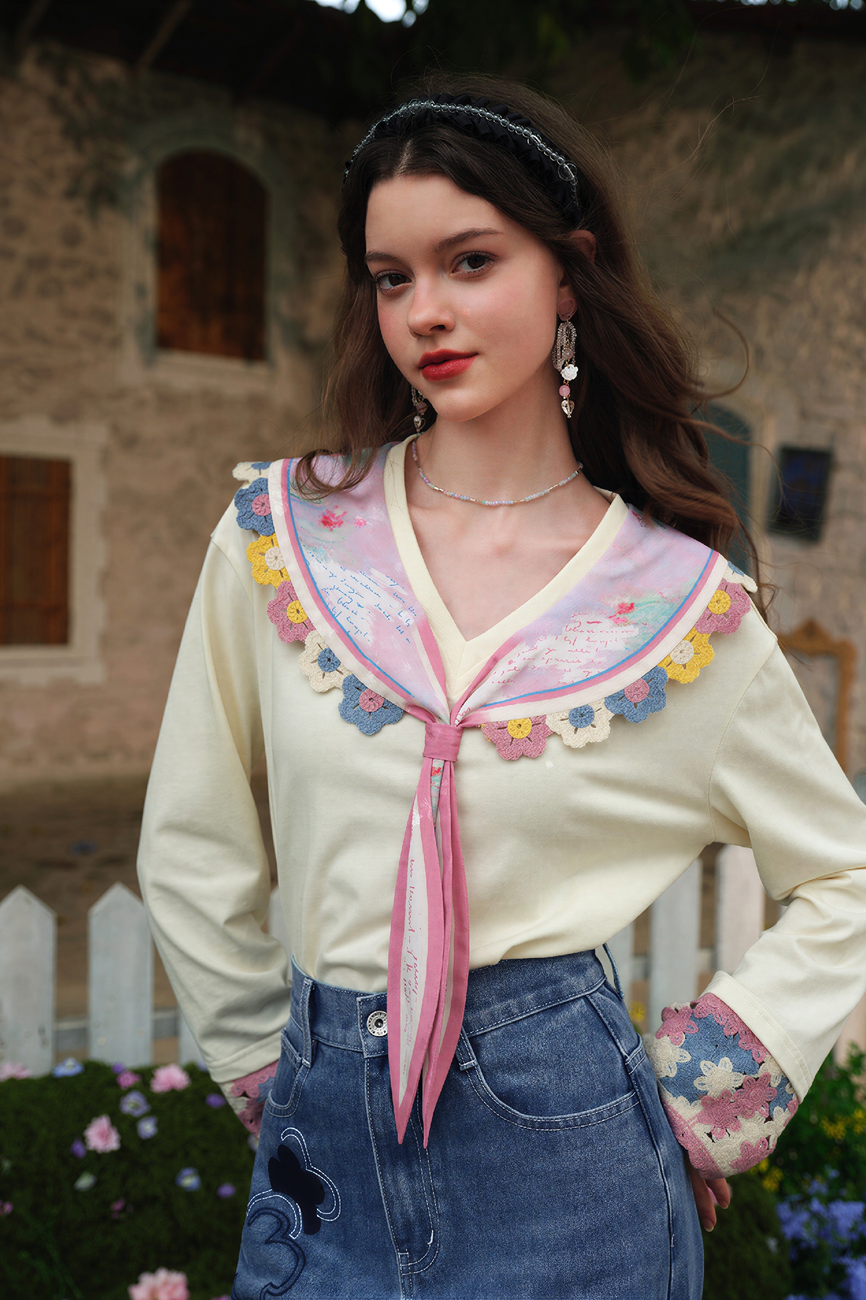 Designer Crochet Detail Collared T-Shirt