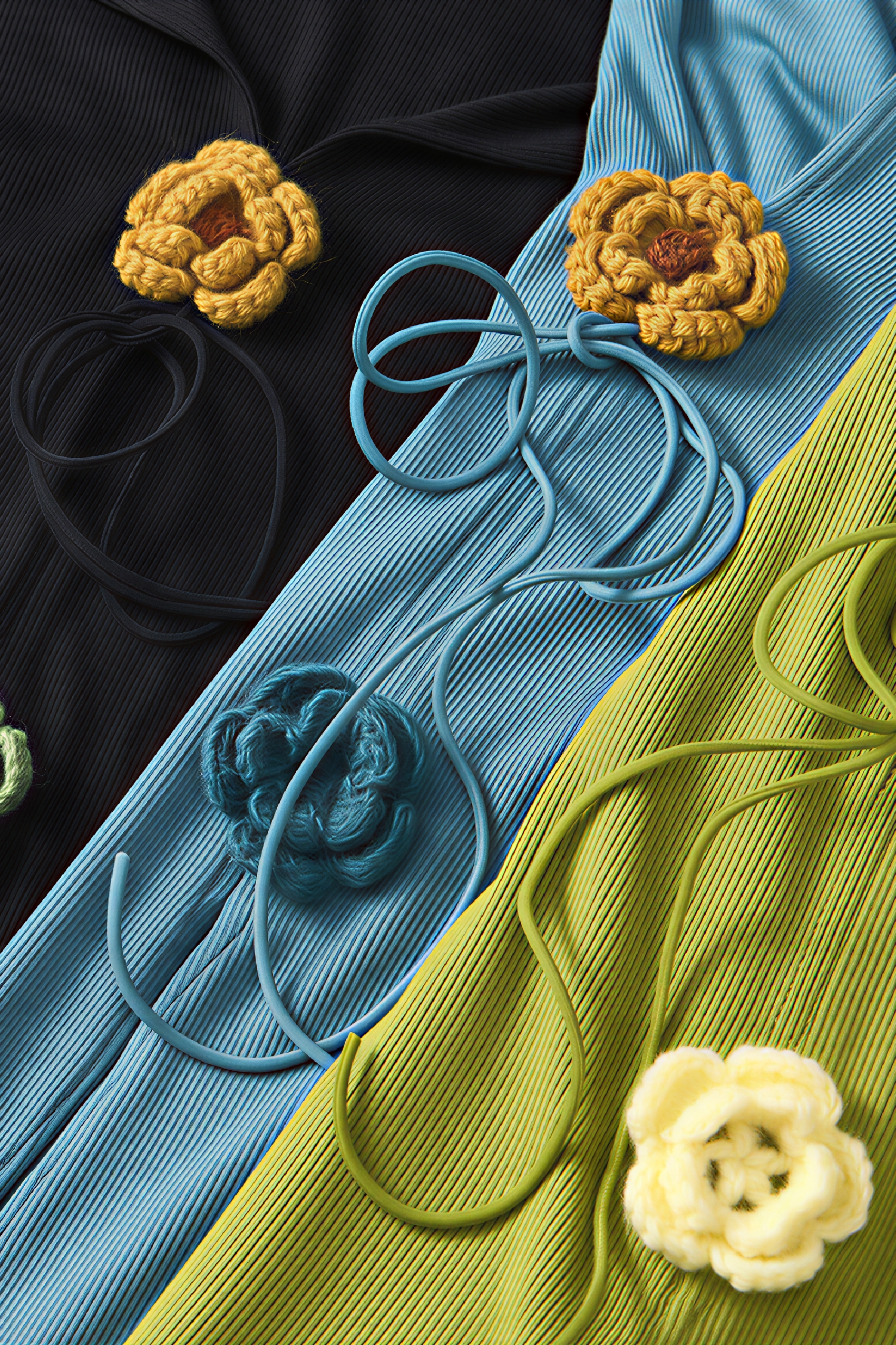 Modern Chinese-Inspired V-Neck Long-Sleeve Top