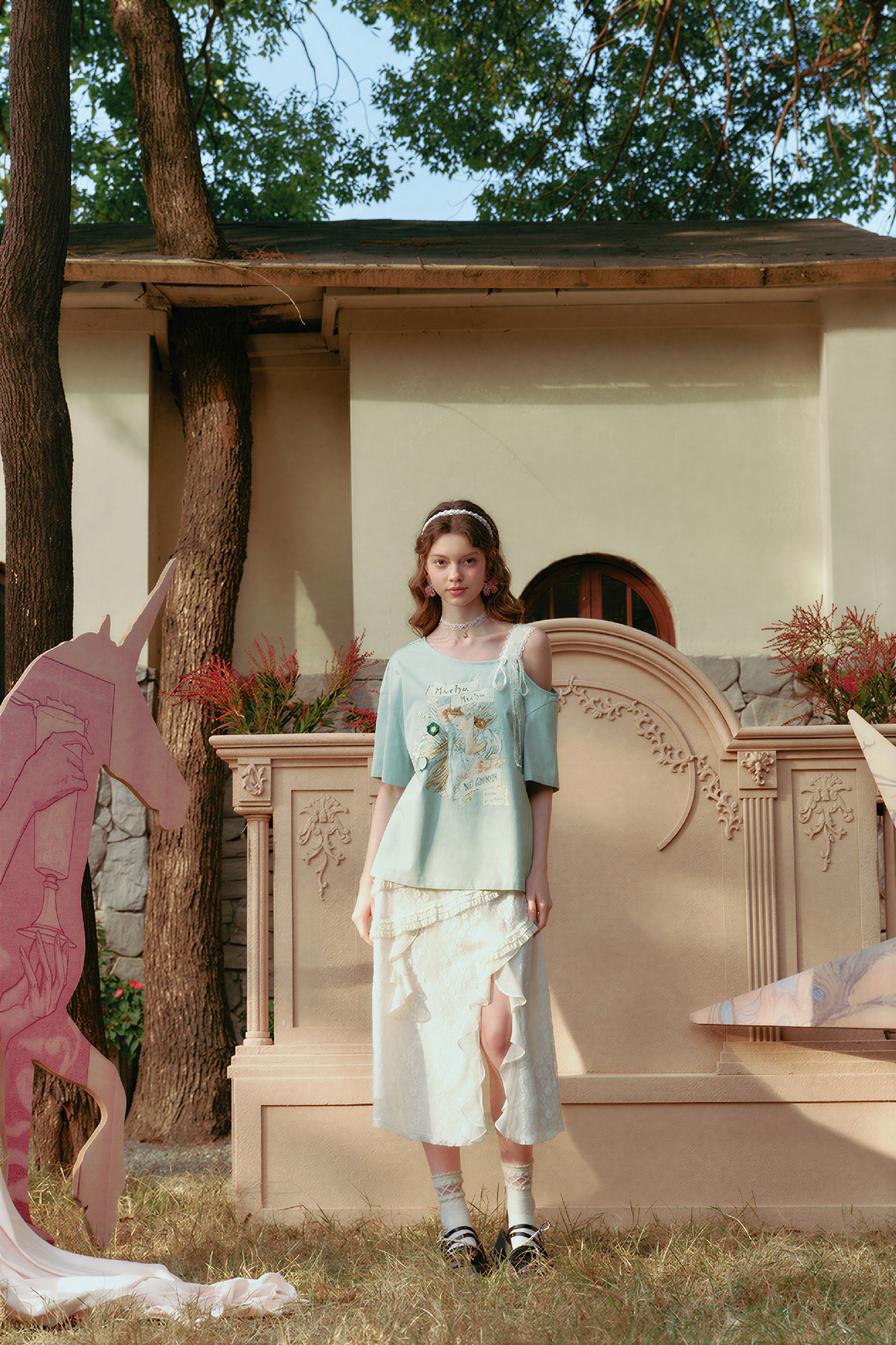 Asymmetric Tie-Detail Printed T-Shirt