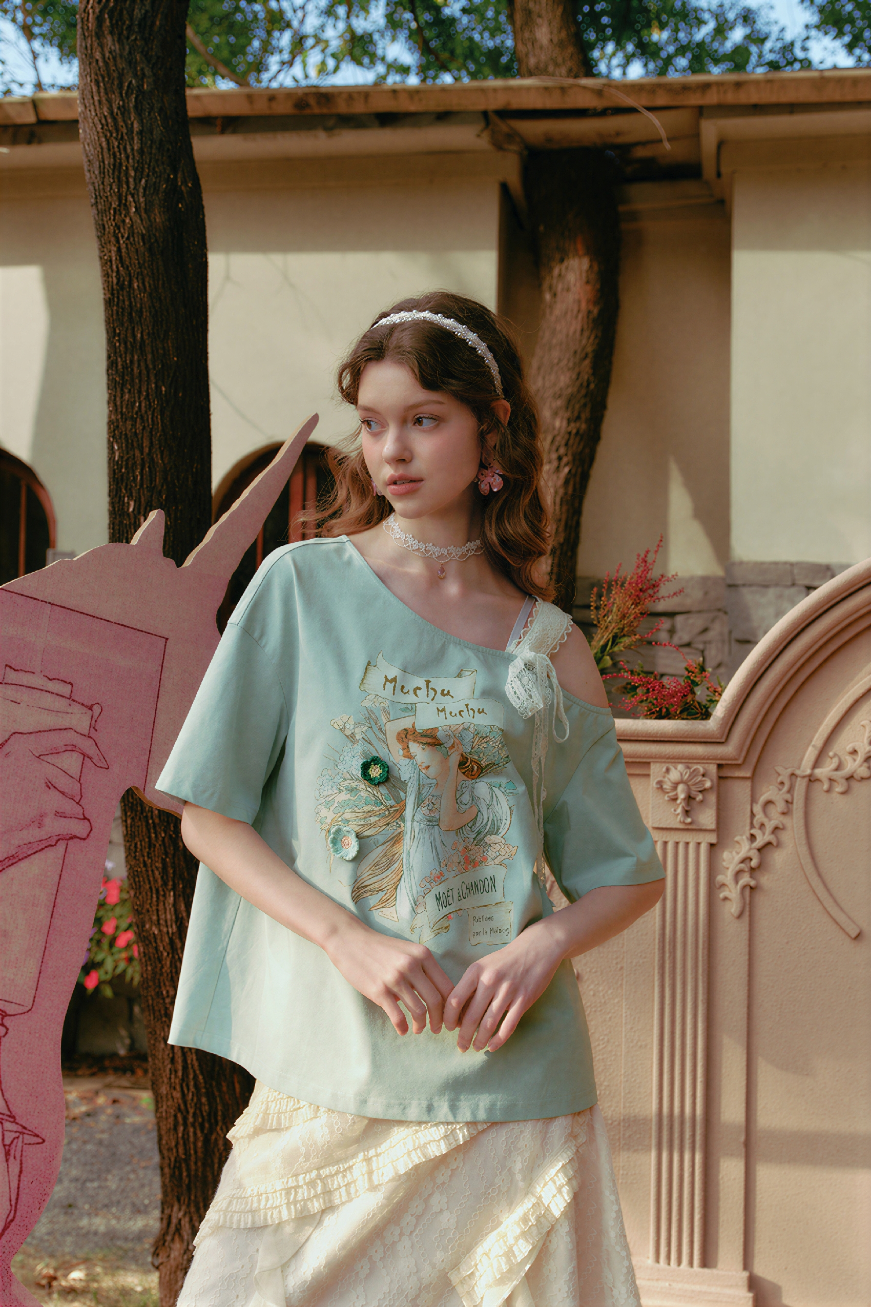 Asymmetric Tie-Detail Printed T-Shirt