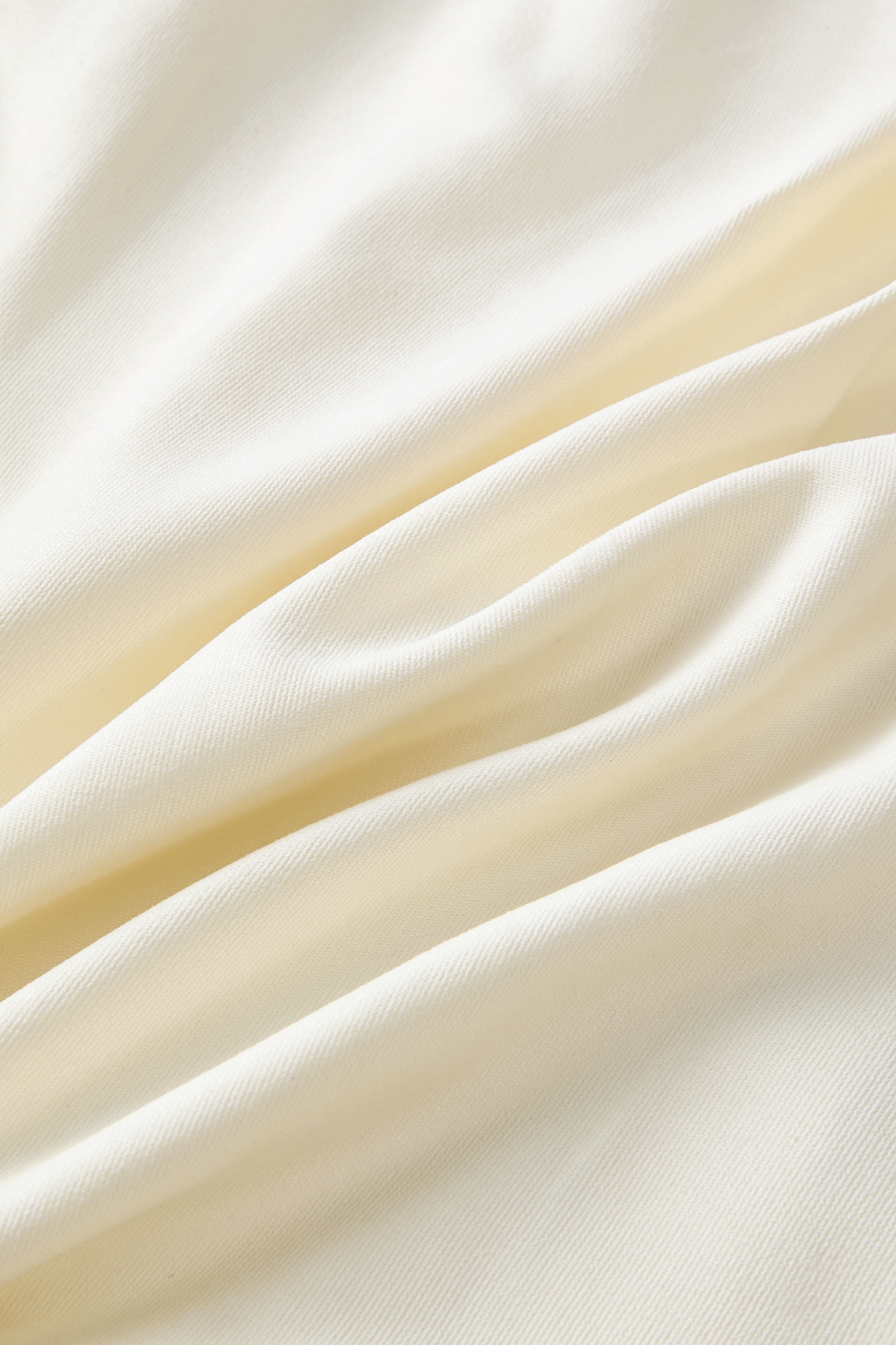 Embroidered long-sleeved shirt