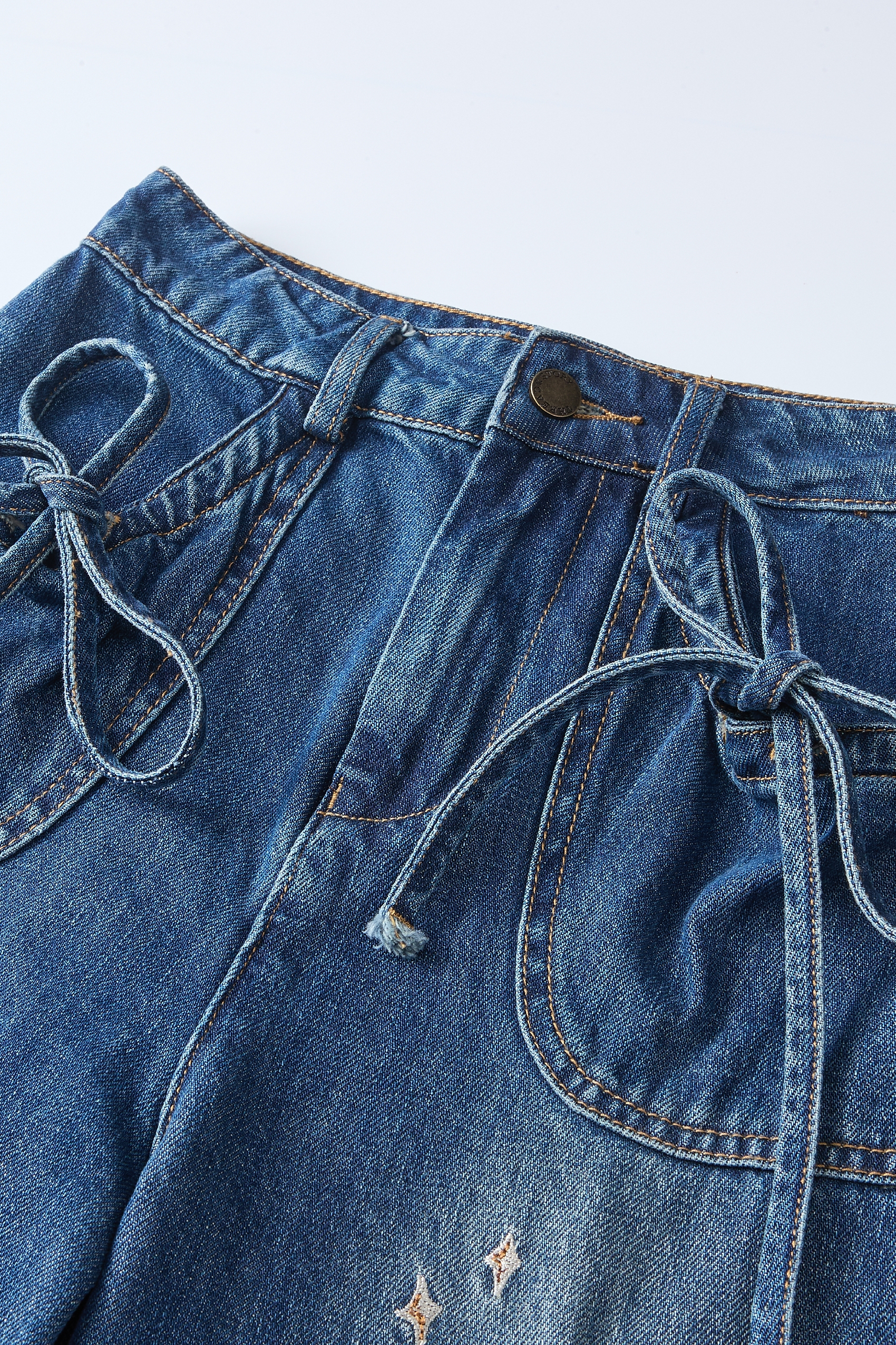 Embroidered casual denim pants