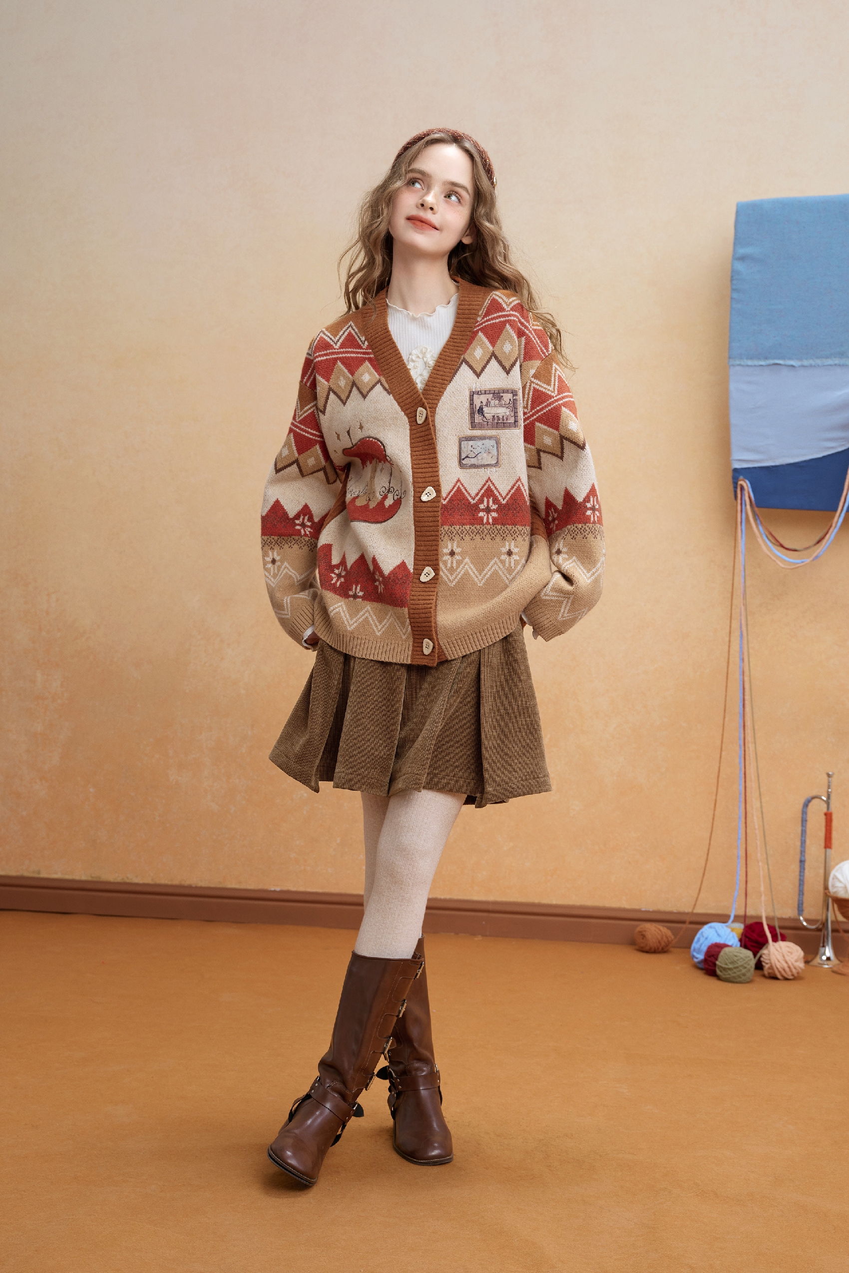 Van Gogh-Inspired High-Waisted Winter Skort