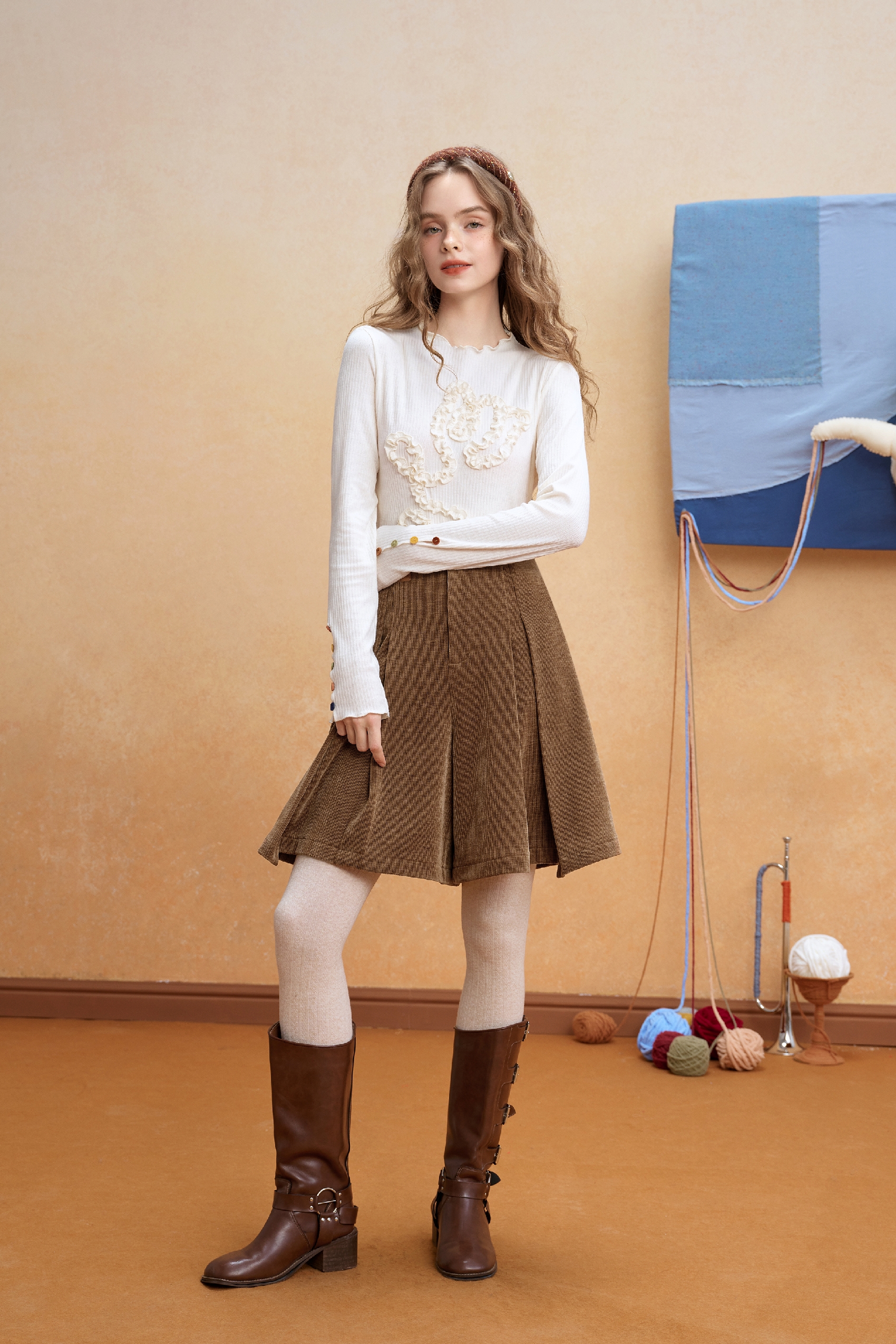 Van Gogh-Inspired High-Waisted Winter Skort