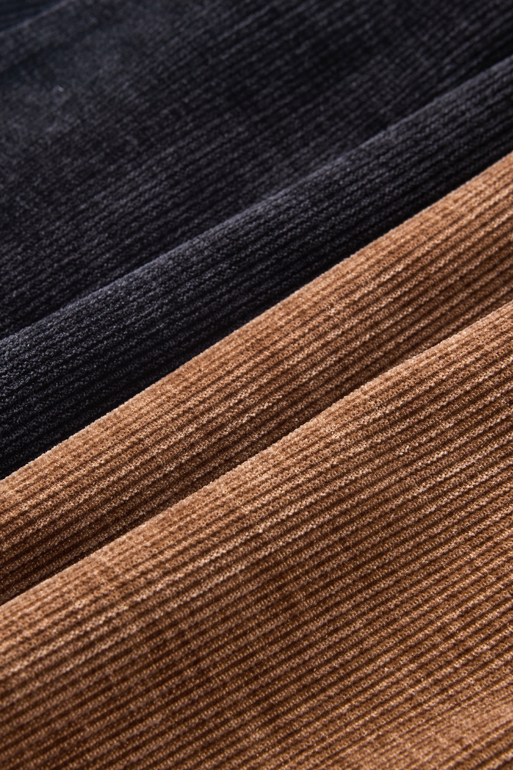 Van Gogh-Inspired High-Waisted Winter Skort