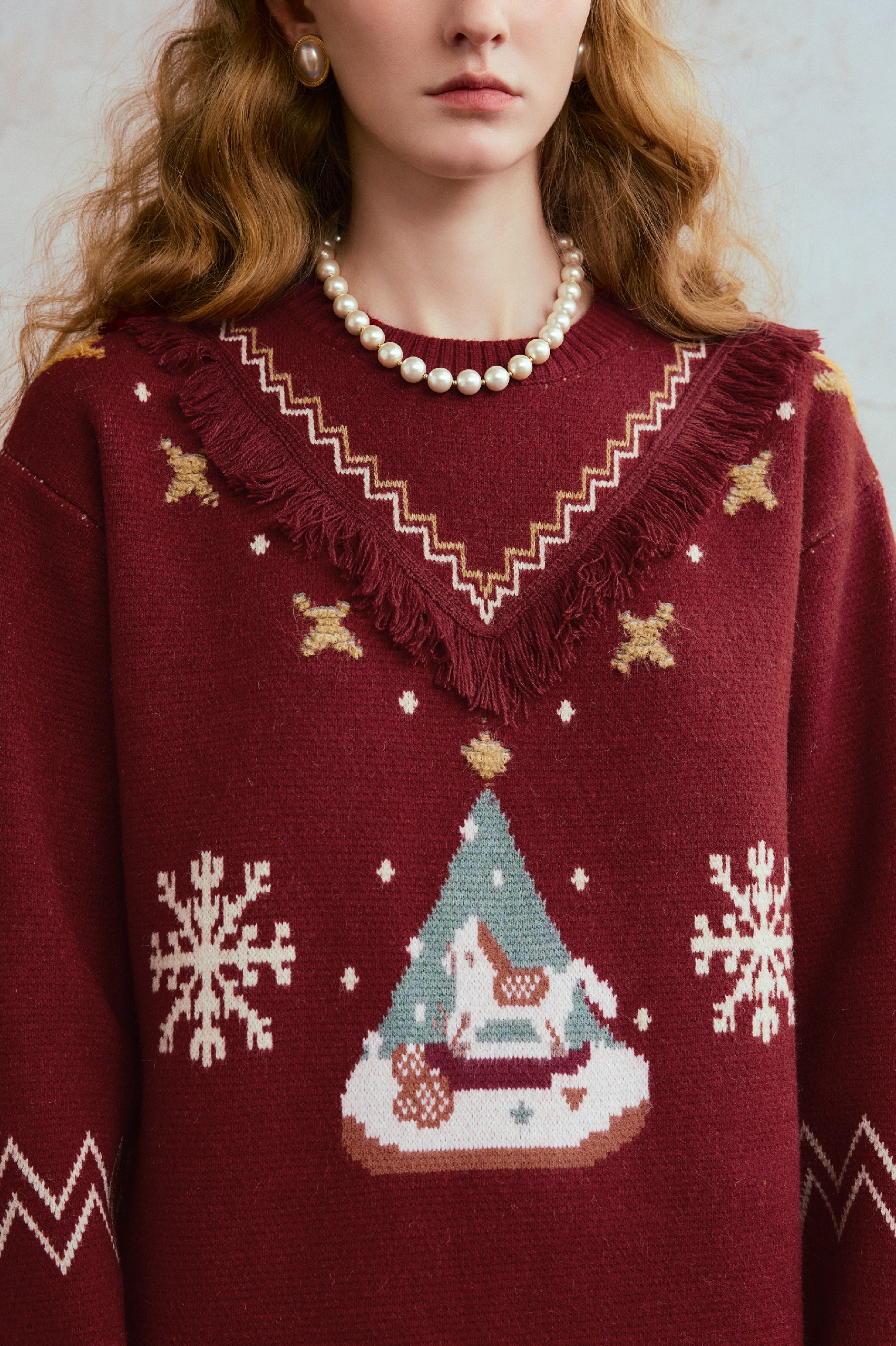 Red Christmas outfit: sweater dress