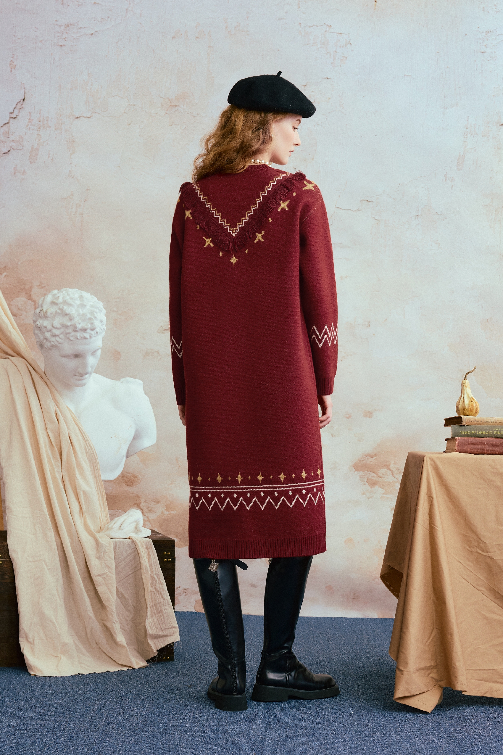 Red Christmas outfit: sweater dress