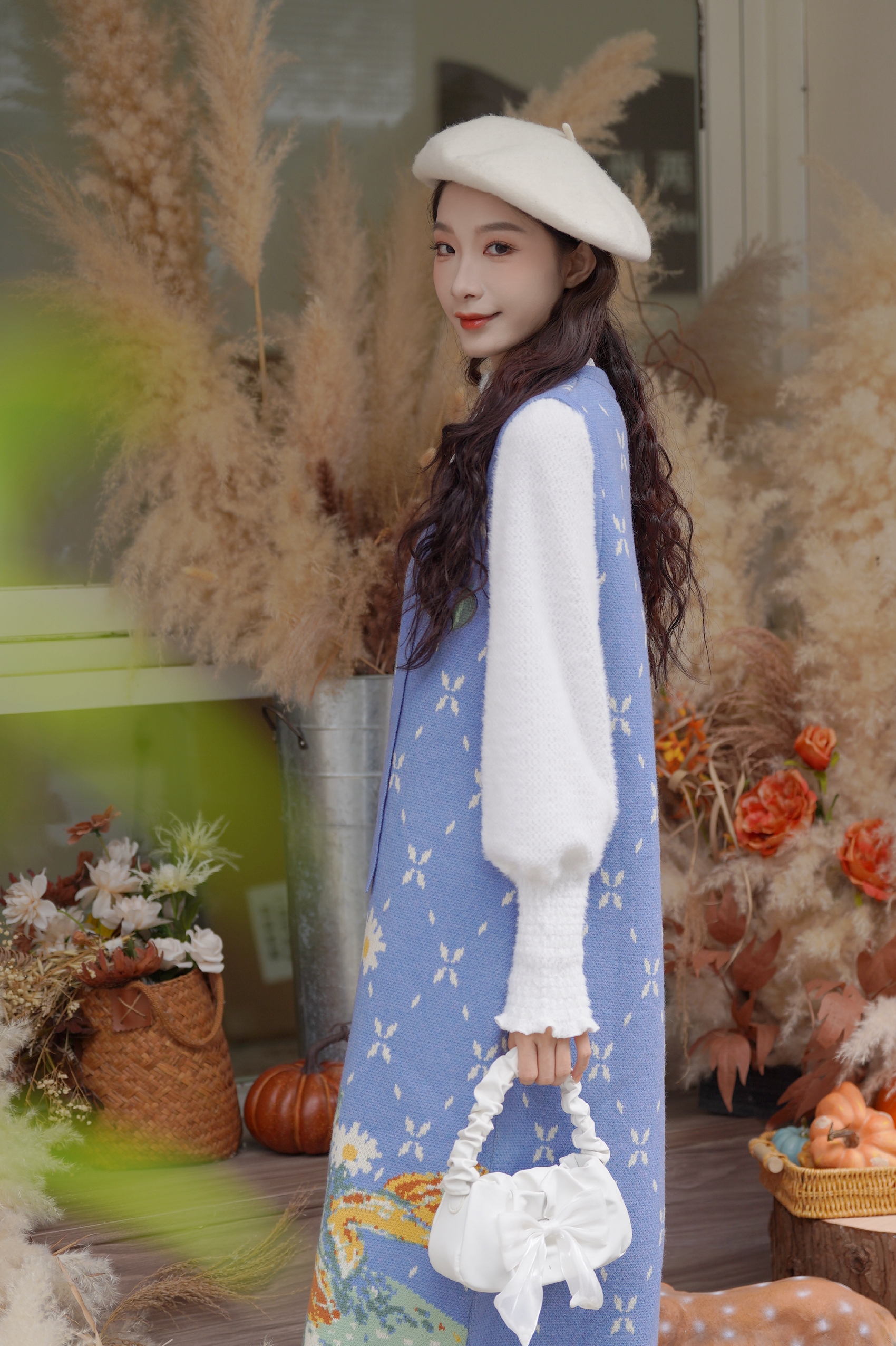 Van Gogh-Inspired V-Neck Knit Slip Dress