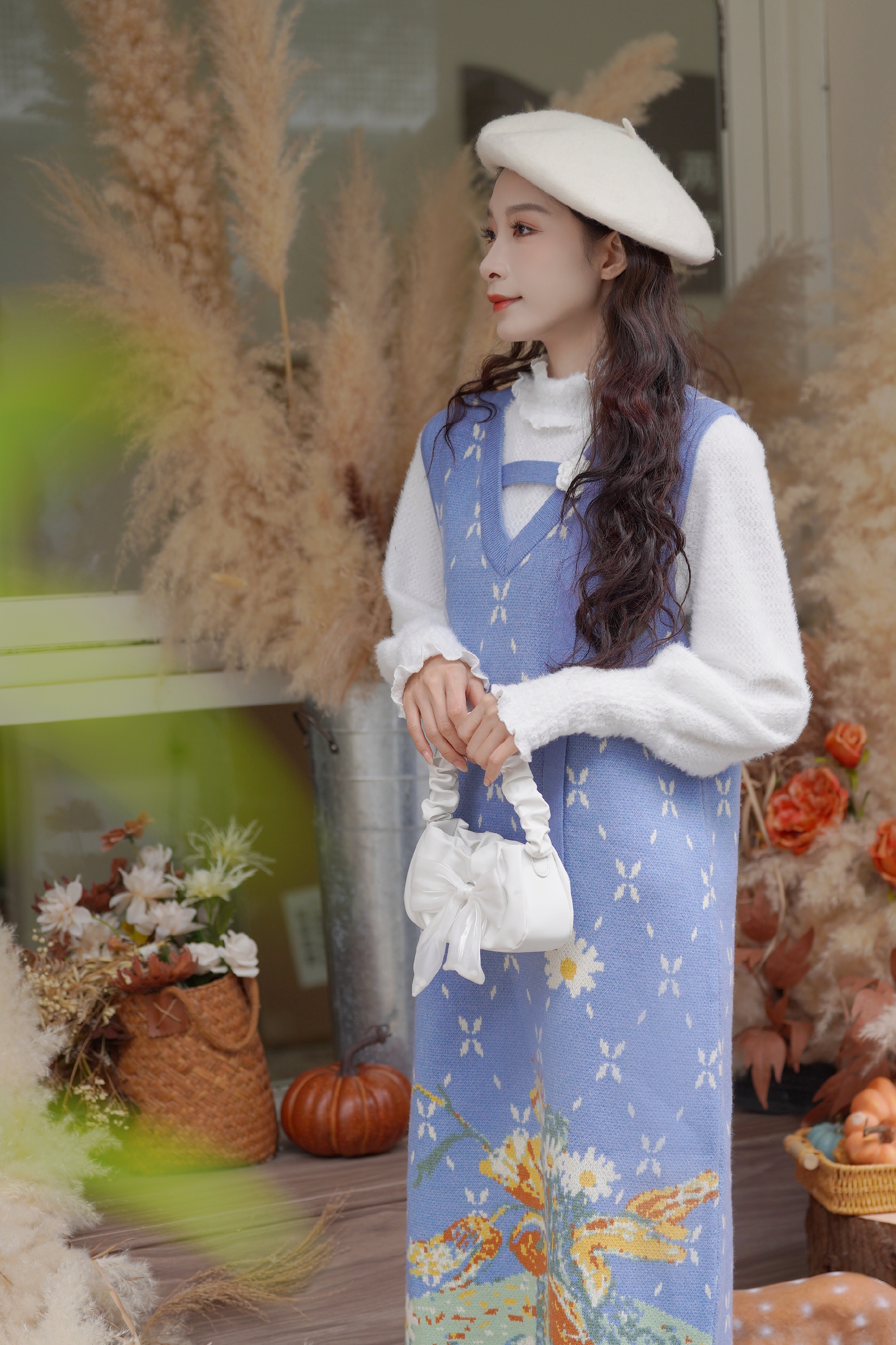 Van Gogh-Inspired V-Neck Knit Slip Dress