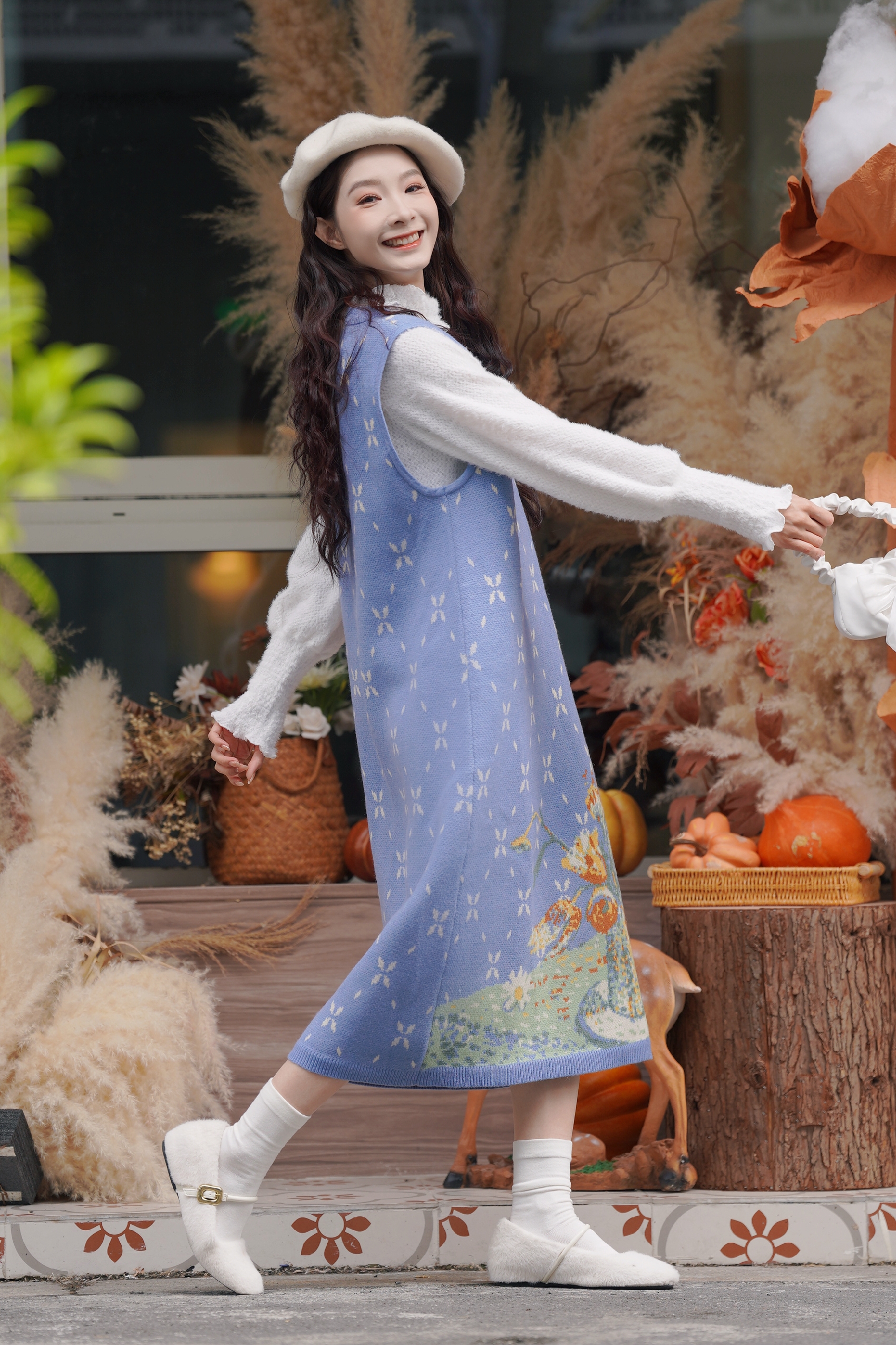 Van Gogh-Inspired V-Neck Knit Slip Dress