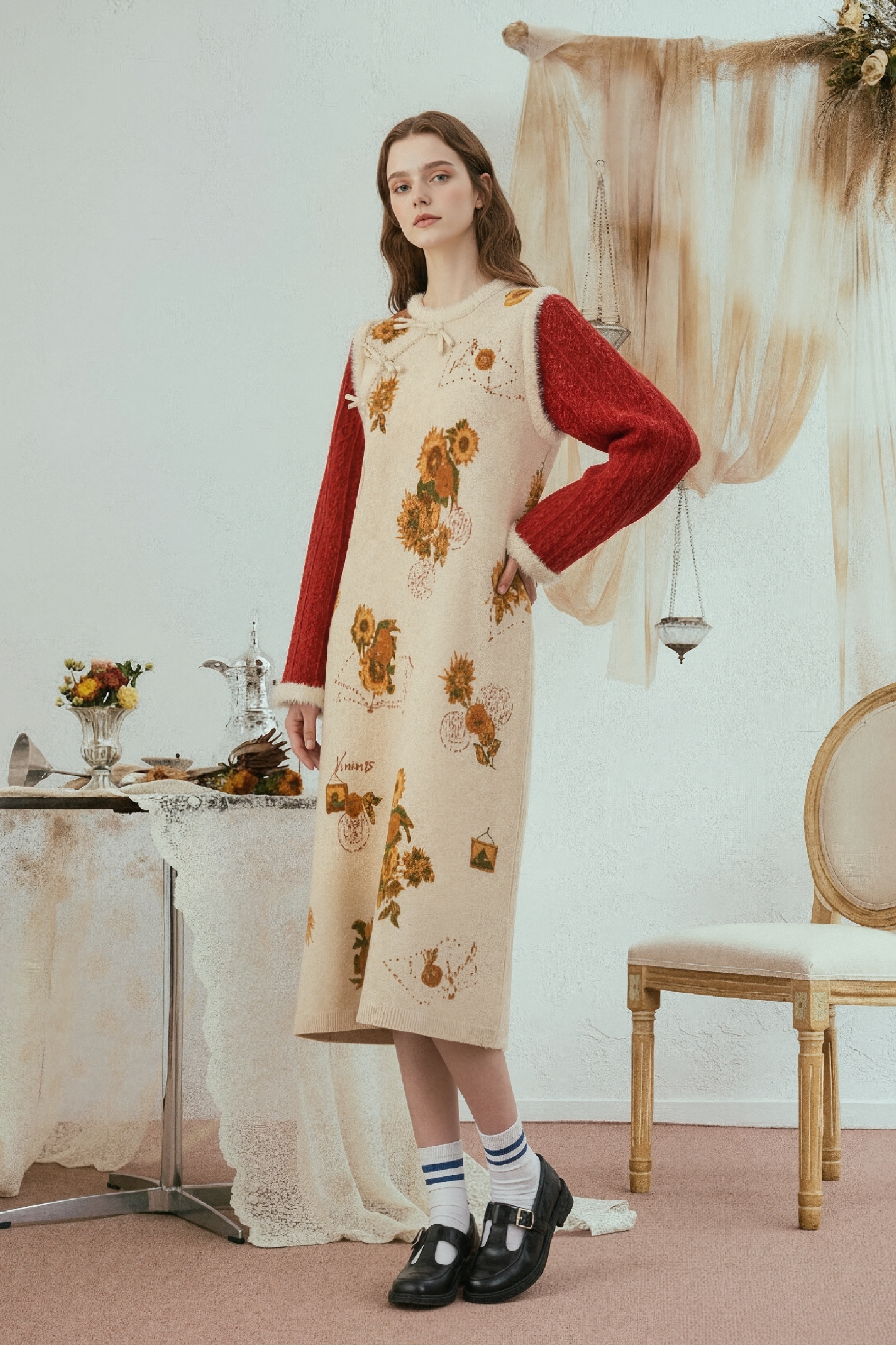 Van Gogh-Inspired Modern Chinese-Style Buttoned Knit Dress-LYONSENS