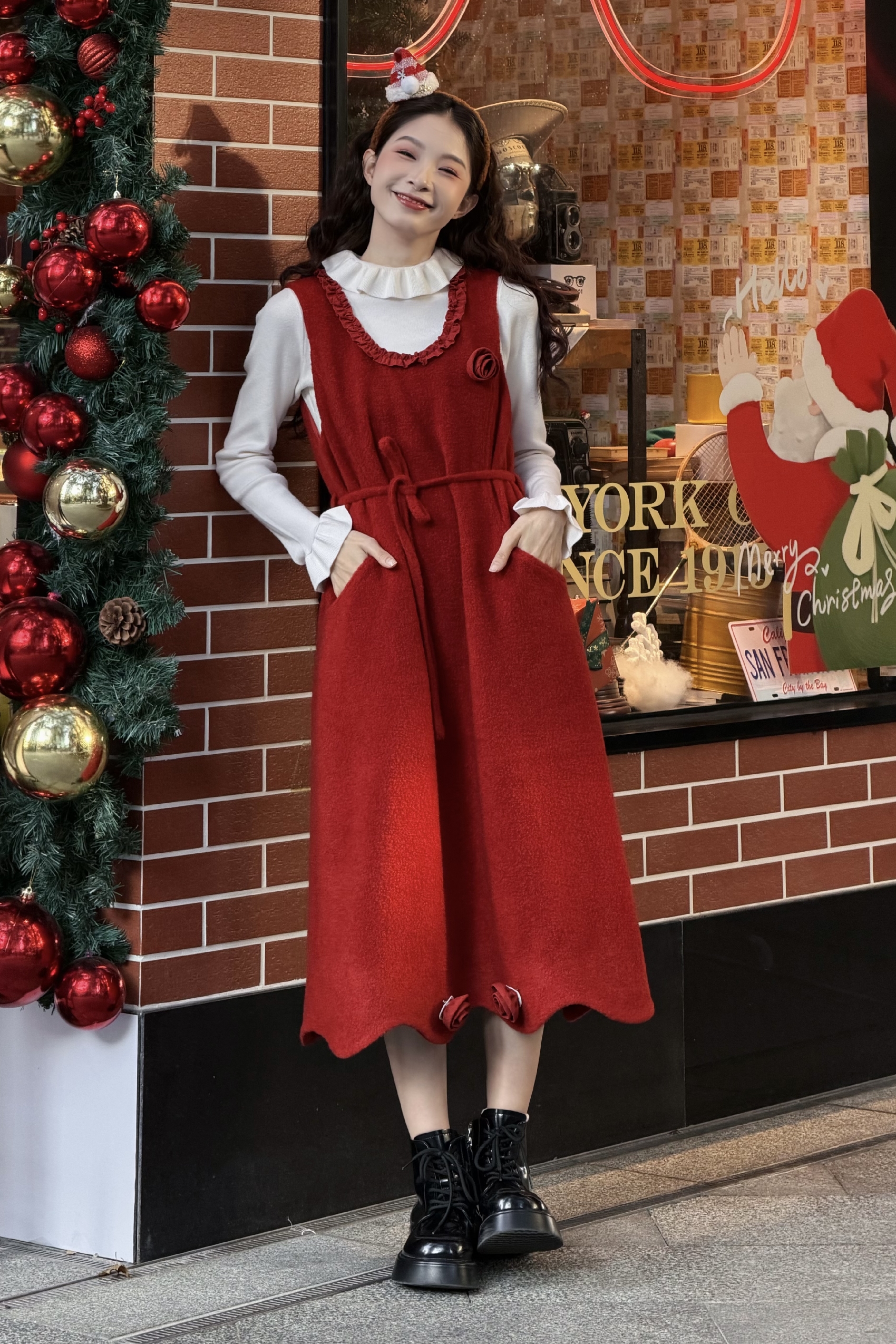 ヴィンテージ風3D花柄フリルノースリーブドレス