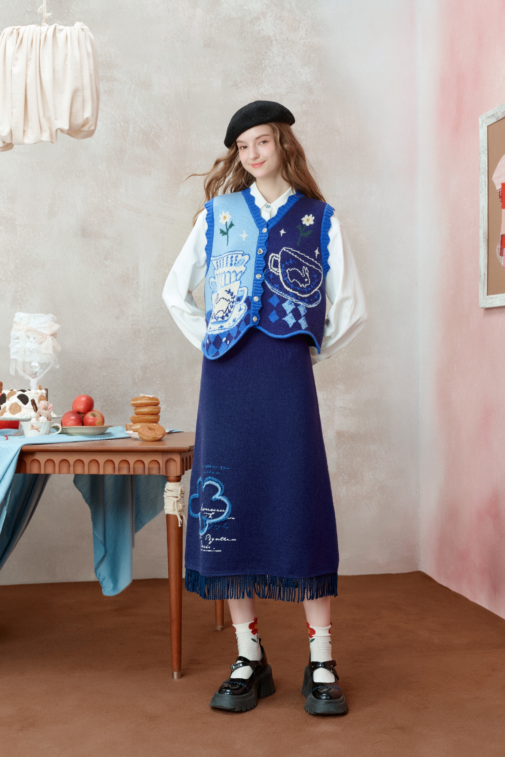 Blue knitted vest cardigan