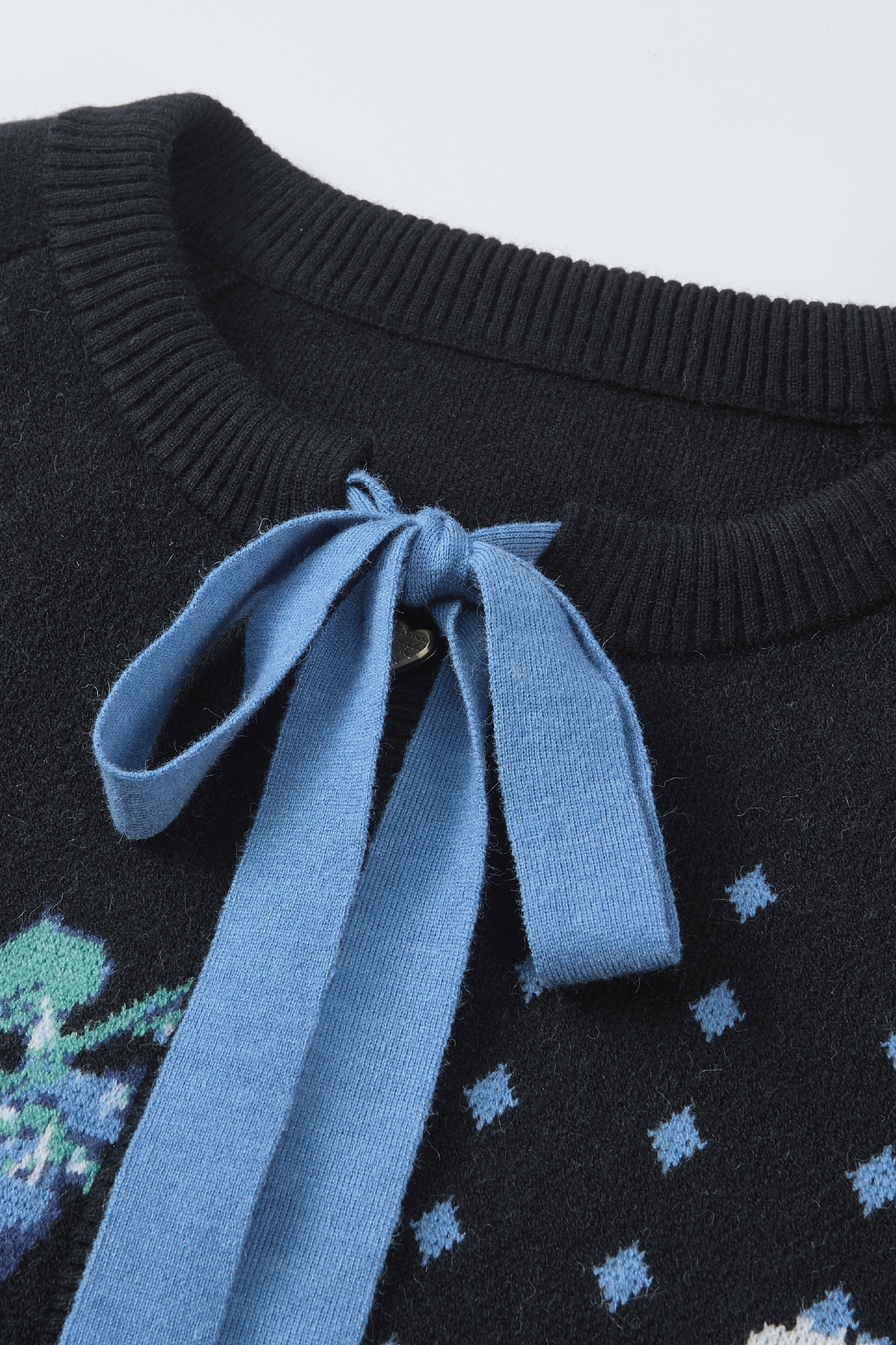 Black knitted casual cardigan